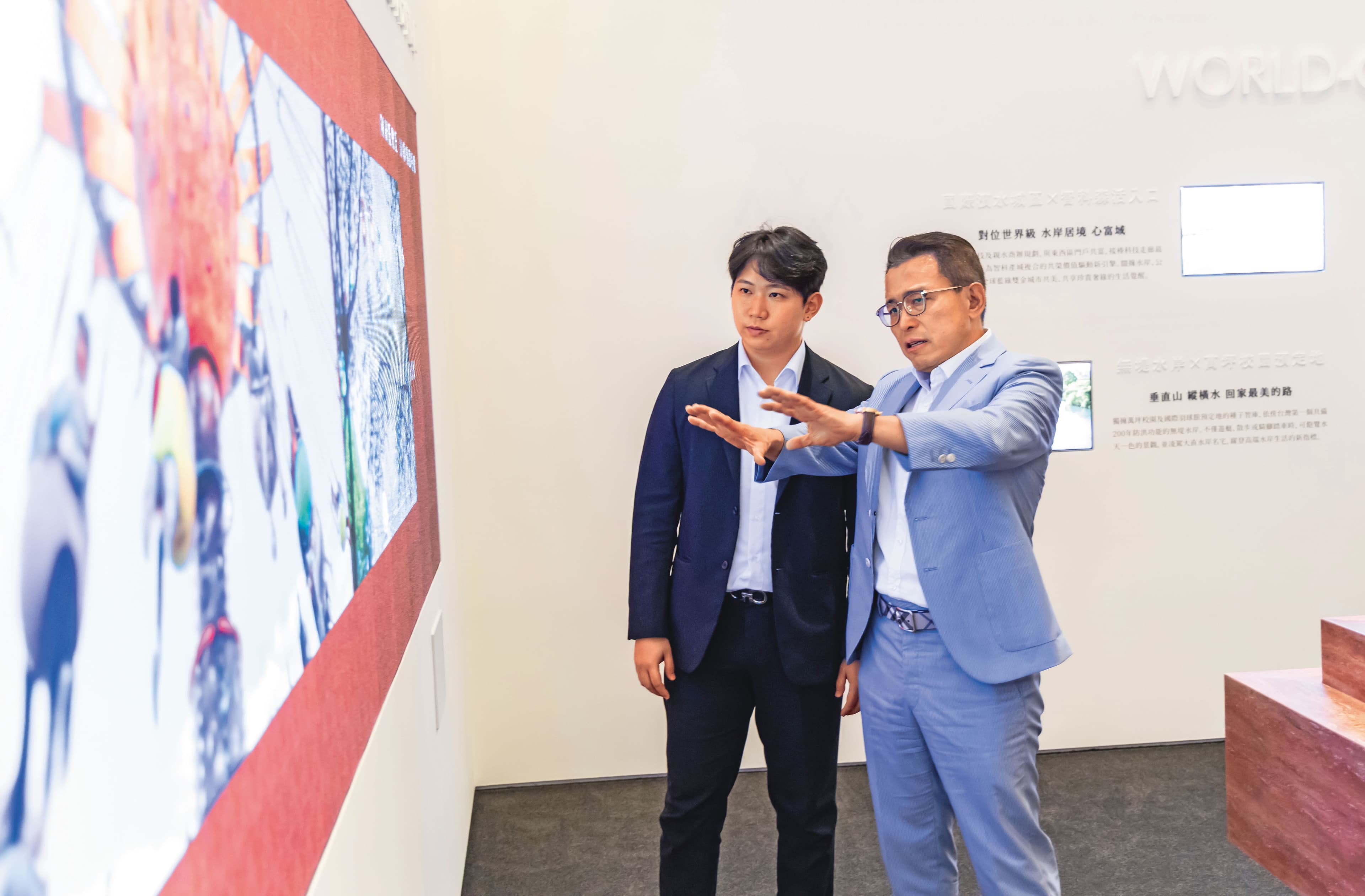 經營前10年，蔡錫全（右）凡事都親力親為，這幾年開始慢慢放權，他強調：「我們公司沒有究責文化，不同錯我都可以接受，因為那是寶貴的經驗。」