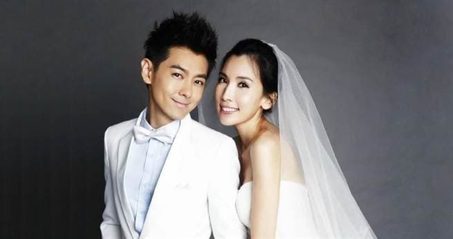 林志穎登記結婚後4年在普吉島辦婚宴拍婚紗。（翻攝自林志穎微博）