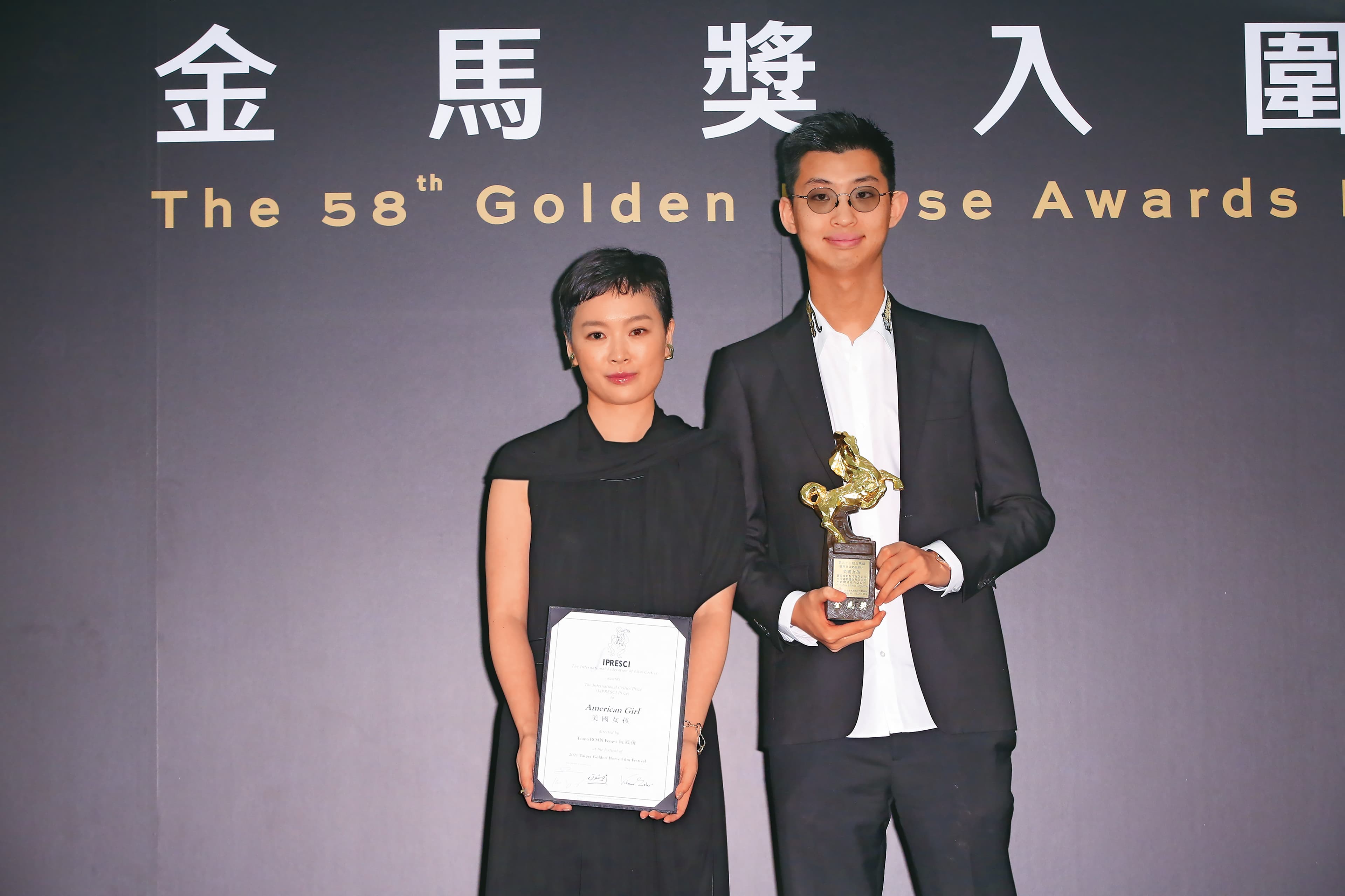 電影《美國女孩》的導演阮鳳儀（左）與製片人苗華川（右）因電影結緣，在電影獲得金馬獎多項獎項後結婚。