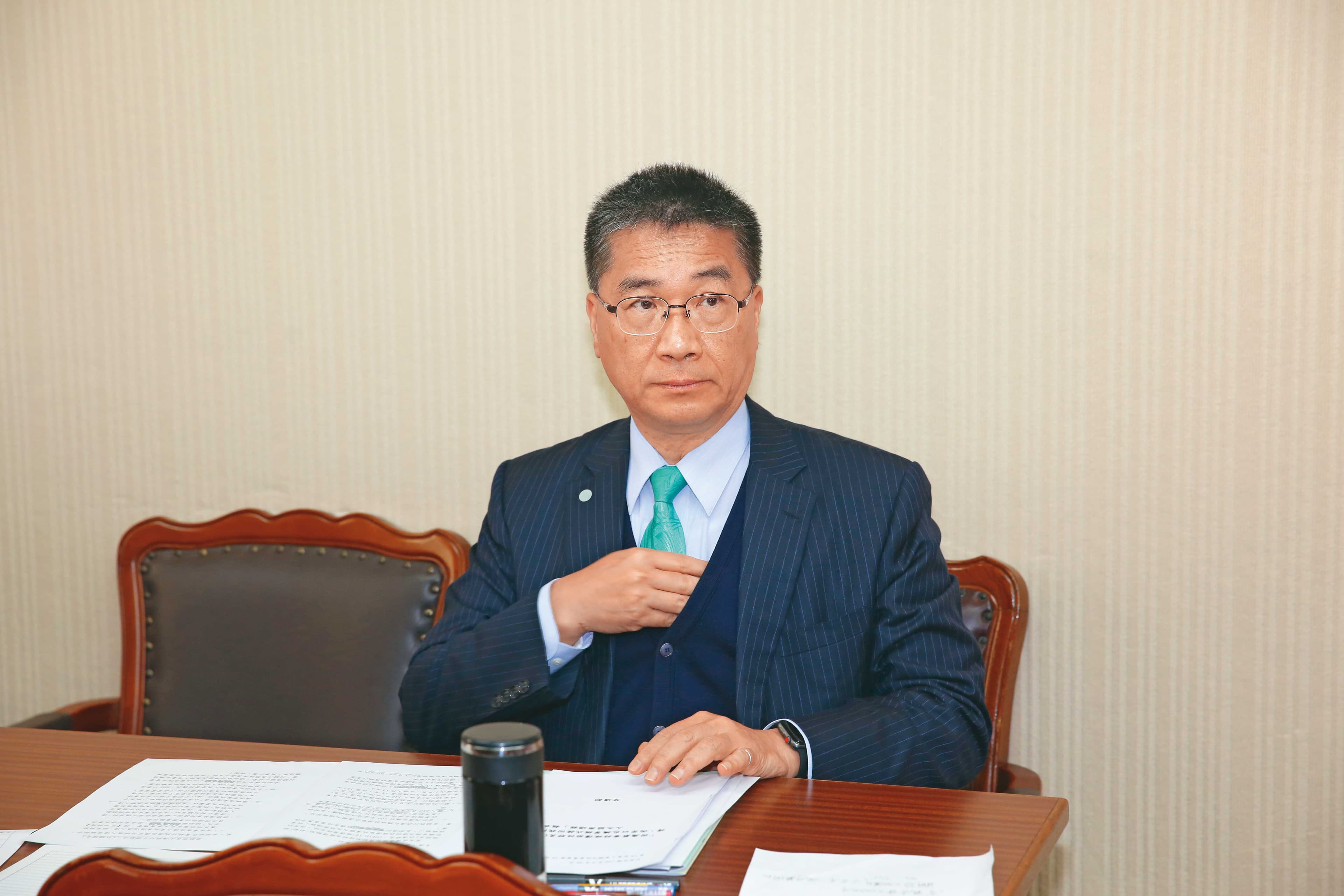 民進黨祕書長徐國勇是獅子會資深會員，並任國際理事一職，明年將交棒。