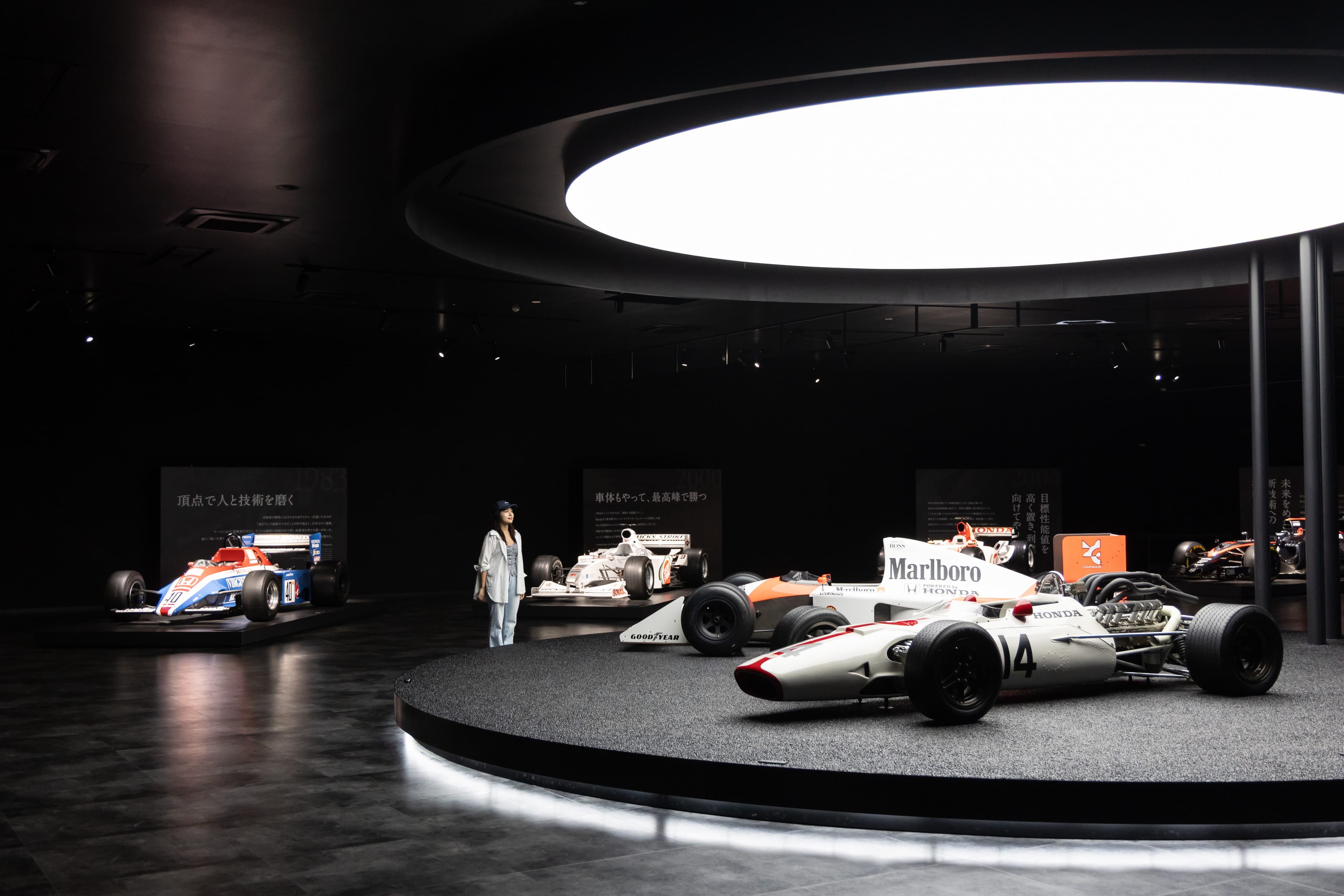 「Honda RACING展覽館」展出本田歷代帥氣賽車與經典引擎，帶領觀眾回顧賽道傳奇。