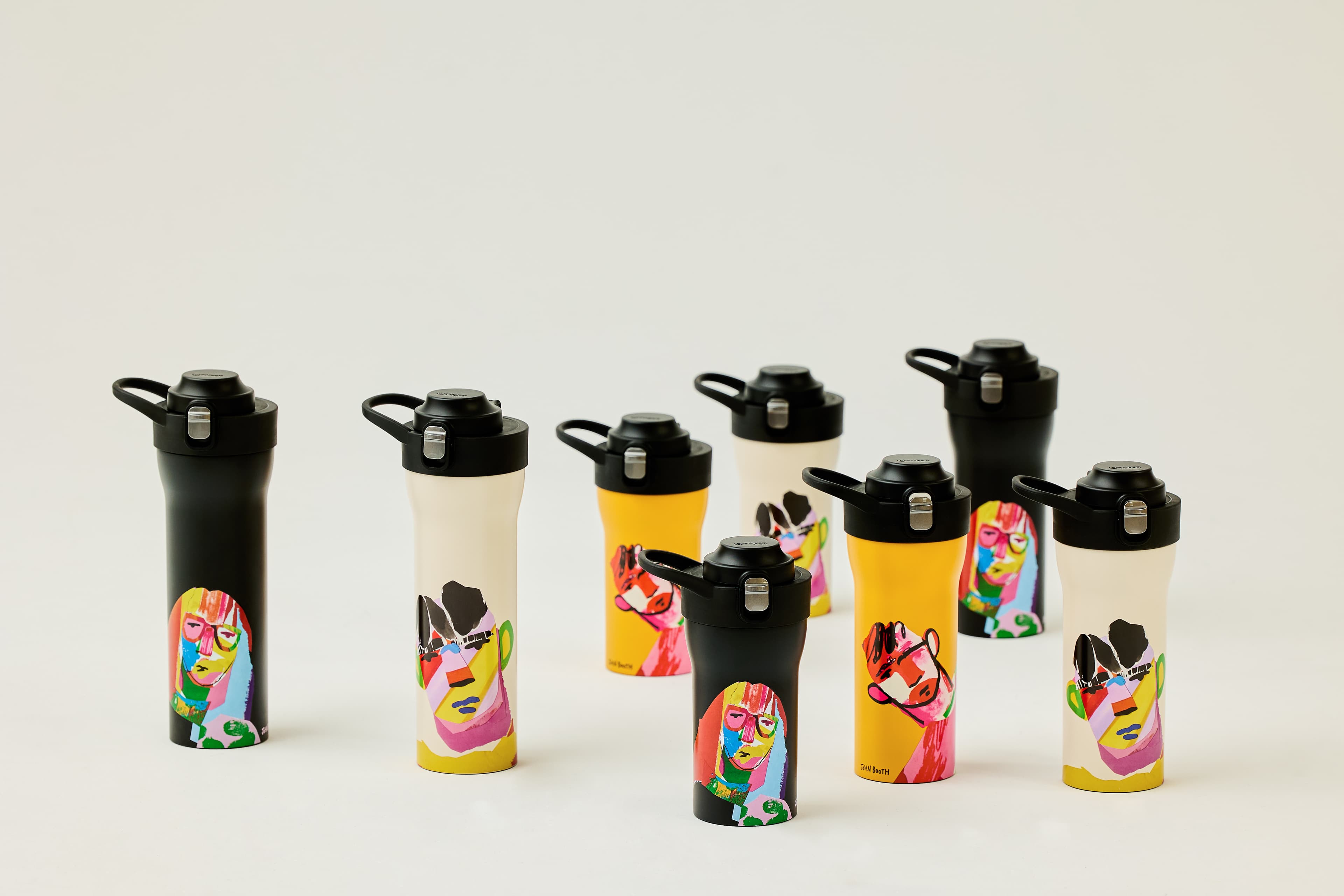 「Travel With Friends, Drink with TIGER」聯名系列，目前共有480ml、600ml、750ml三種容量及多款顏色可選購。（1,590元／480ml、1,790元／600ml、1,990元／750ml）（日本虎牌提供）
