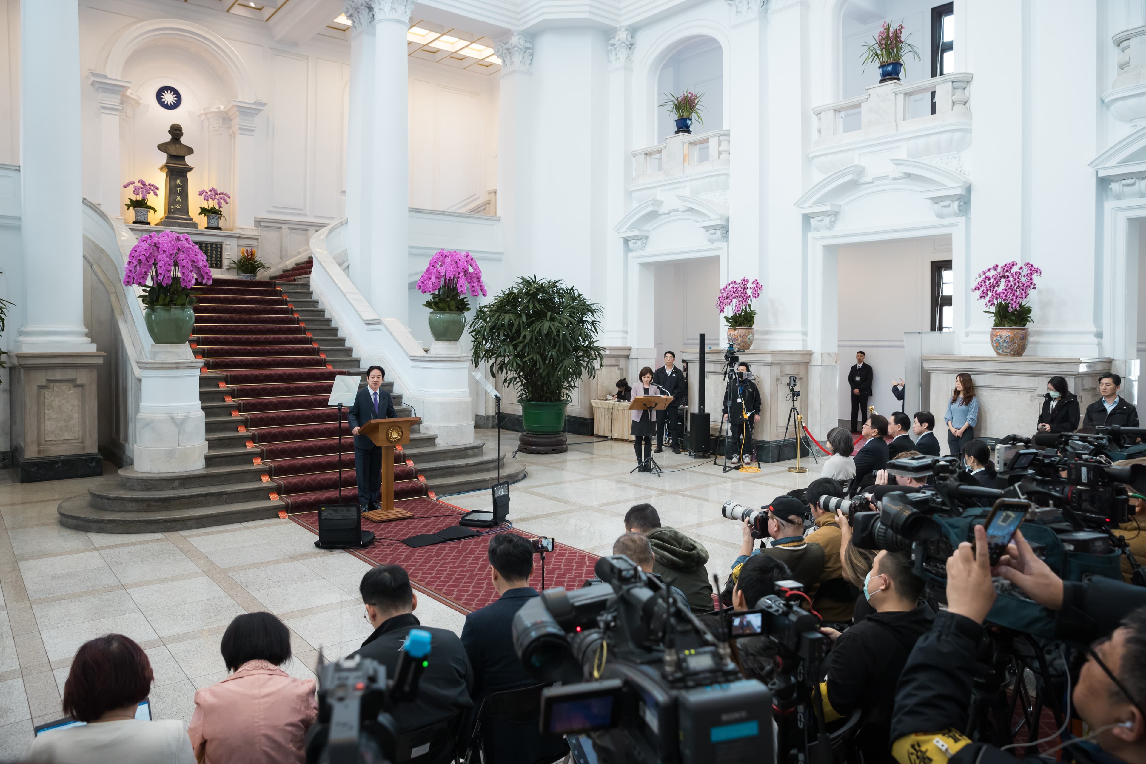 總統賴清德今在國安高層會議後主持記者會，說明因應川普上任後的台美關係策略方案。（總統府Flickr）