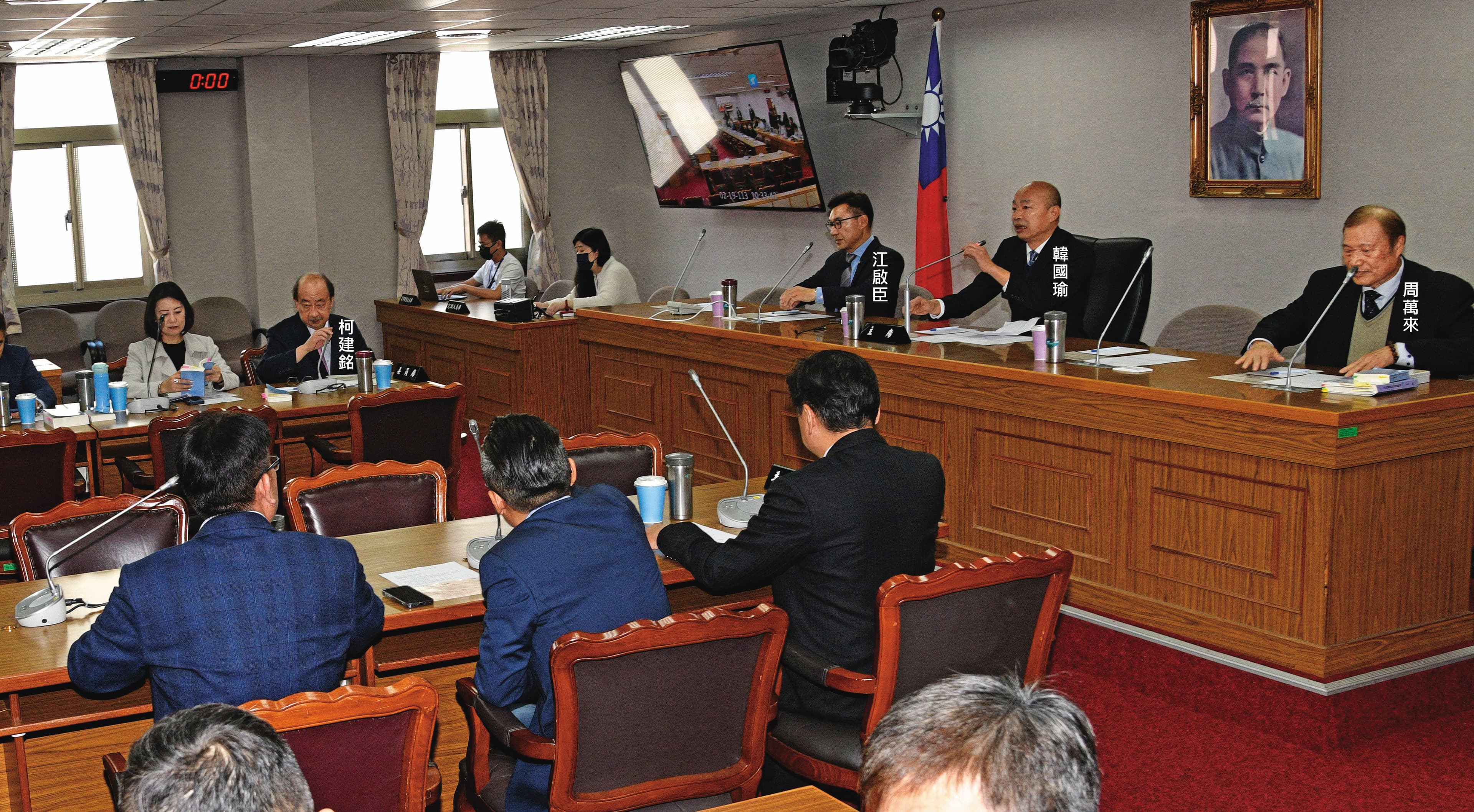 在朝野協商場域，韓國瑜握有絕對裁量權。