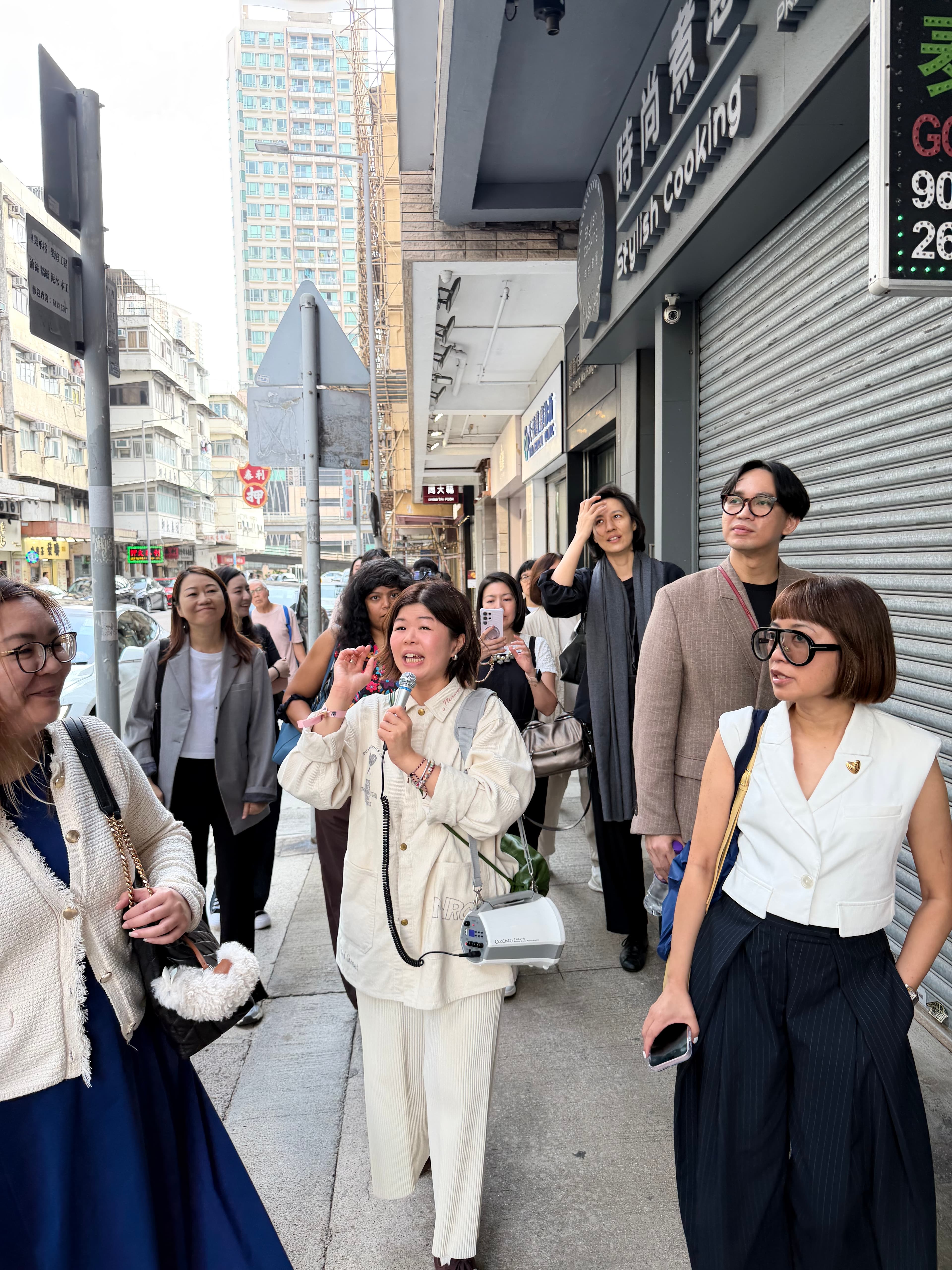 香港資深飲食與旅遊記者Gloria Chung娓娓道來她成長的地方—九龍城的故事。（香港旅遊發展局提供）