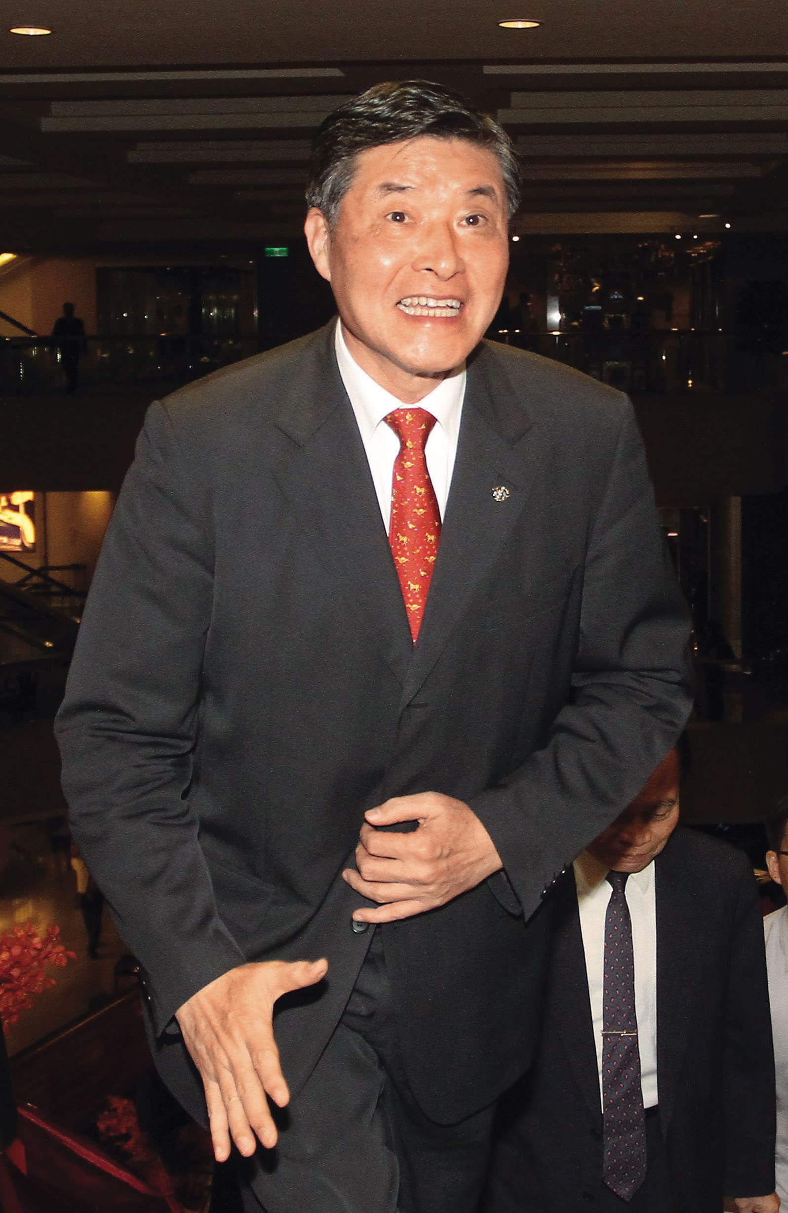馬基金會董事高華柱一度受命暫代執行長職務，調停內部人事紛爭。