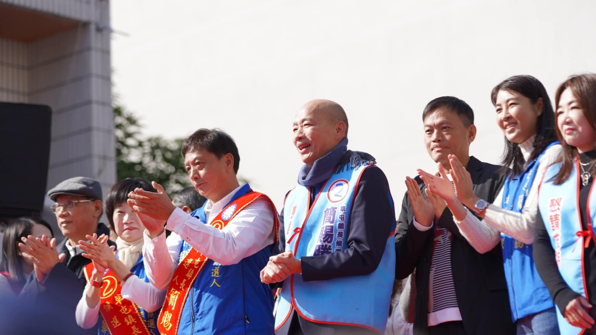 簡賜勝近日邀請韓國瑜、蔣萬安、盧秀燕等藍營大咖站台。（翻攝自簡賜勝臉書）