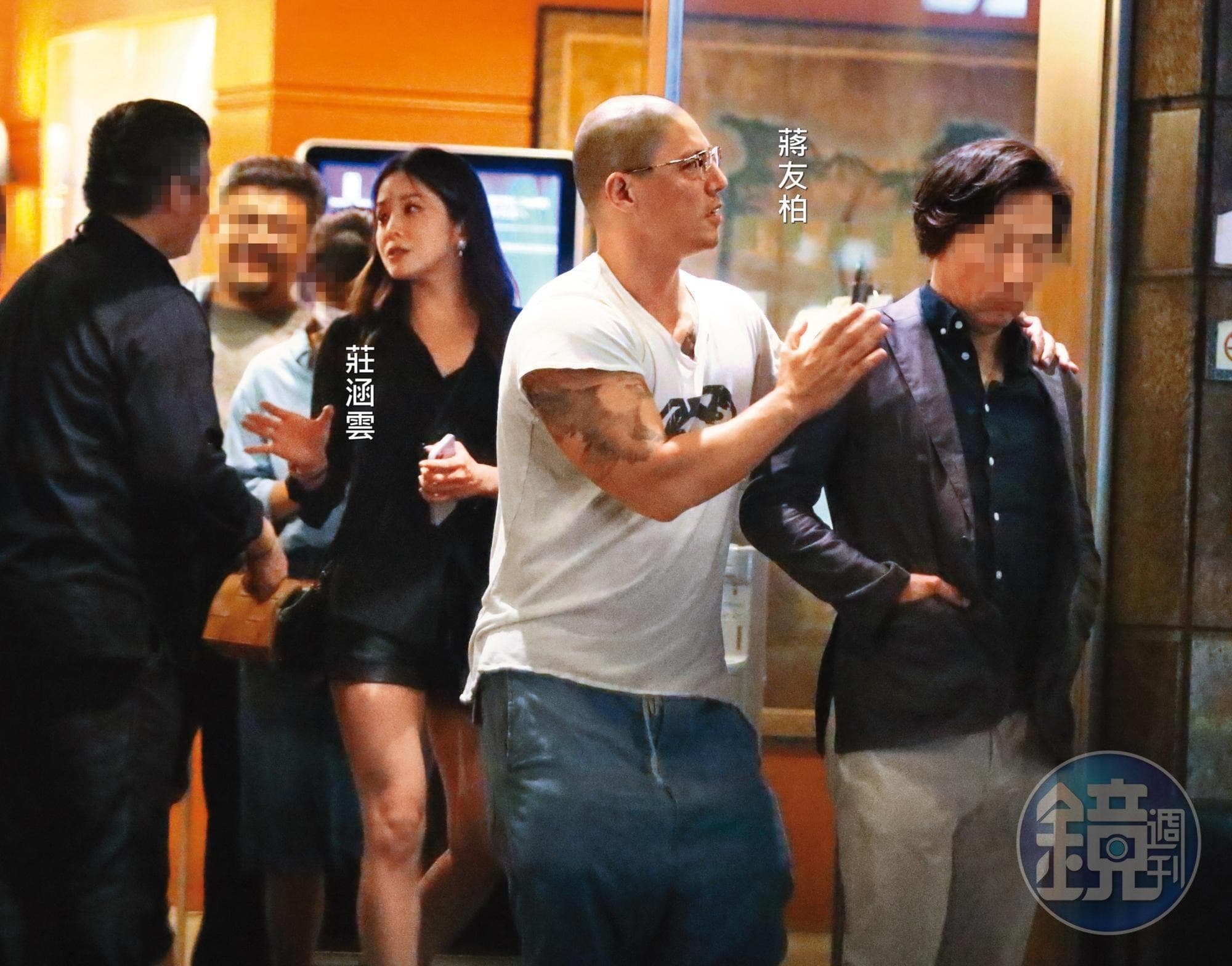蔣友柏2021年曾帶著莊涵雲聚會，如今傳出蔣友柏已在50歲生日宴上向她求婚。（本刊資料照）