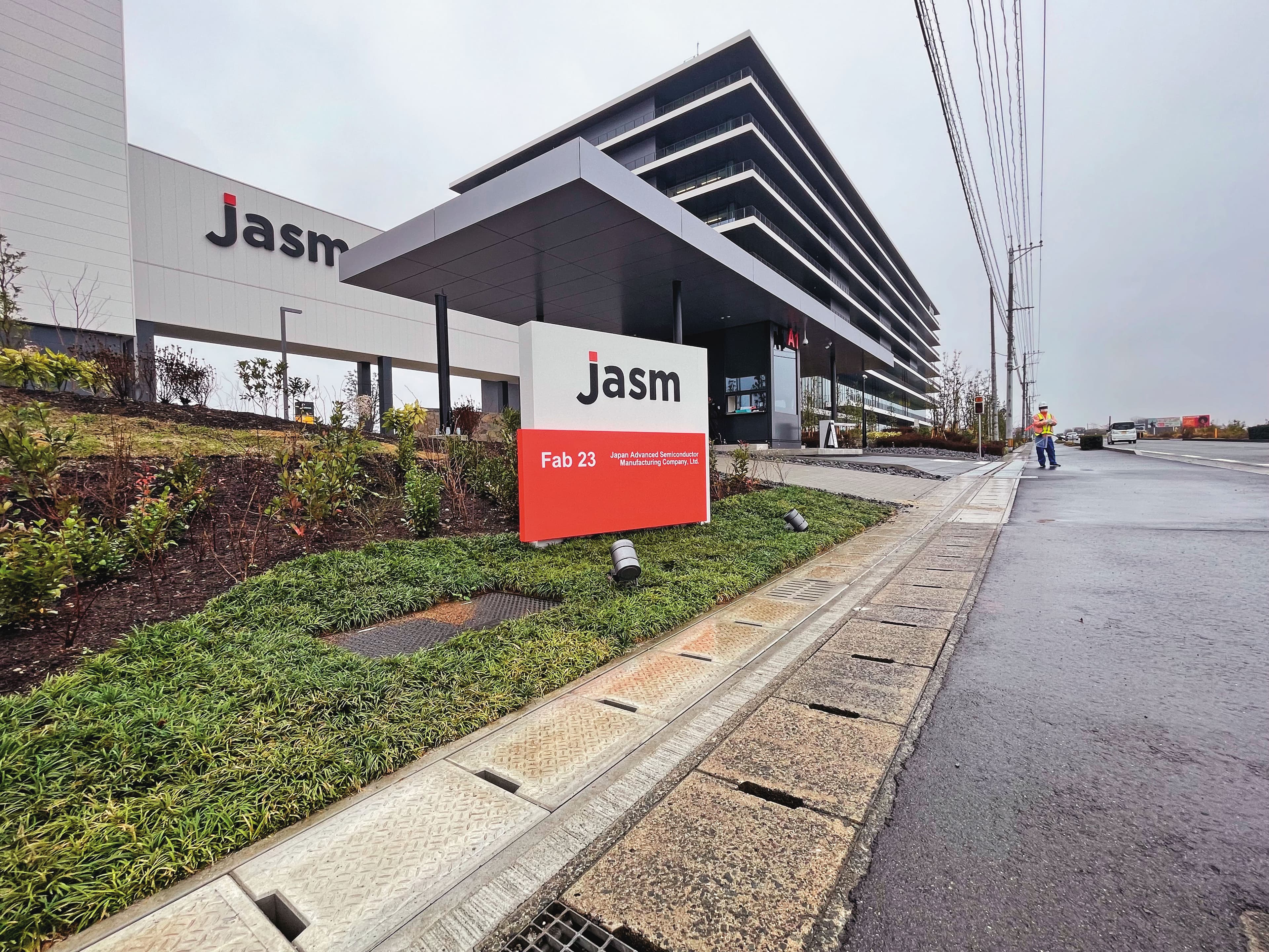 日本用舉國之力，拉台積電到熊本設廠。（陳仲興攝）
