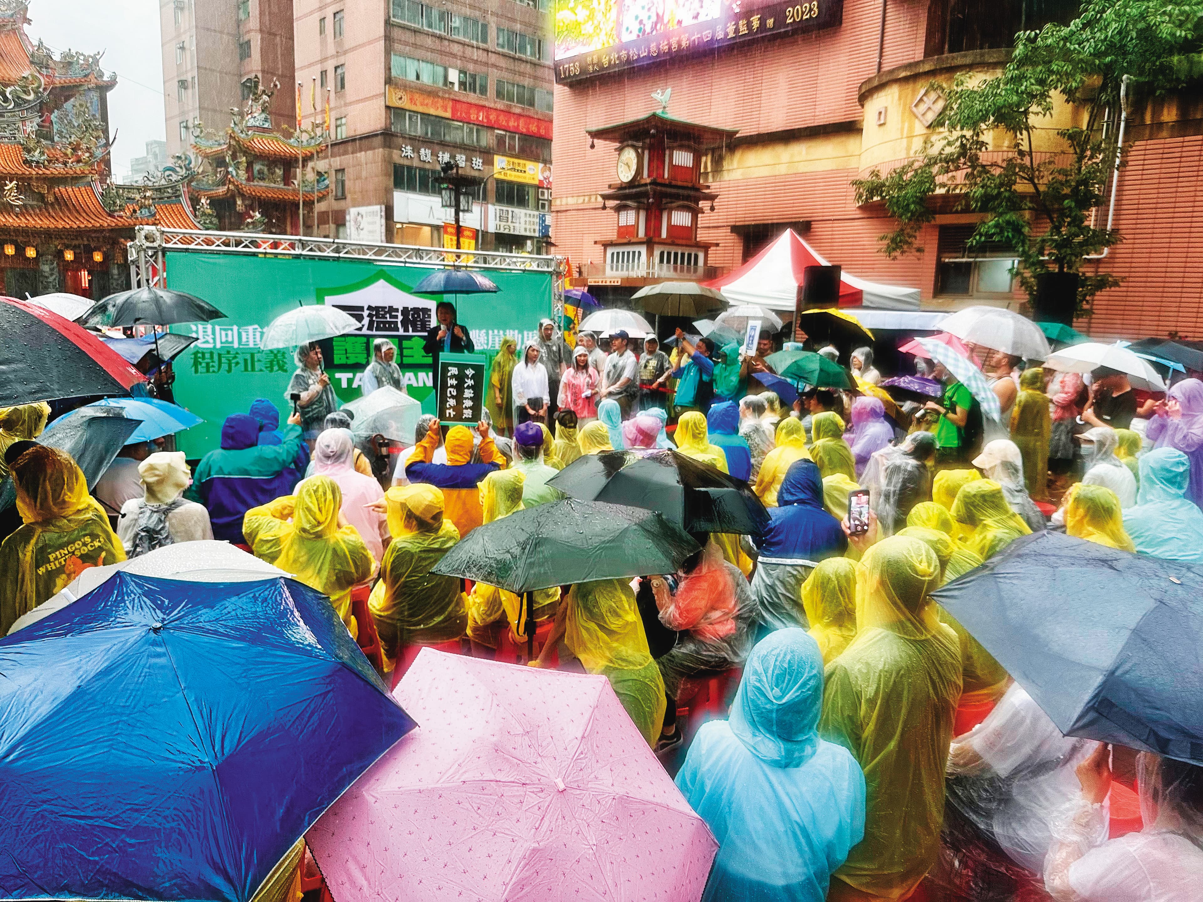 青鳥行動為民進黨的論述戰略增加信心，黨中央發起全台宣講活動。