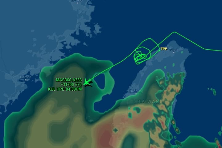 馬航MH366班機轉降香港。（翻攝自flightaware.com）