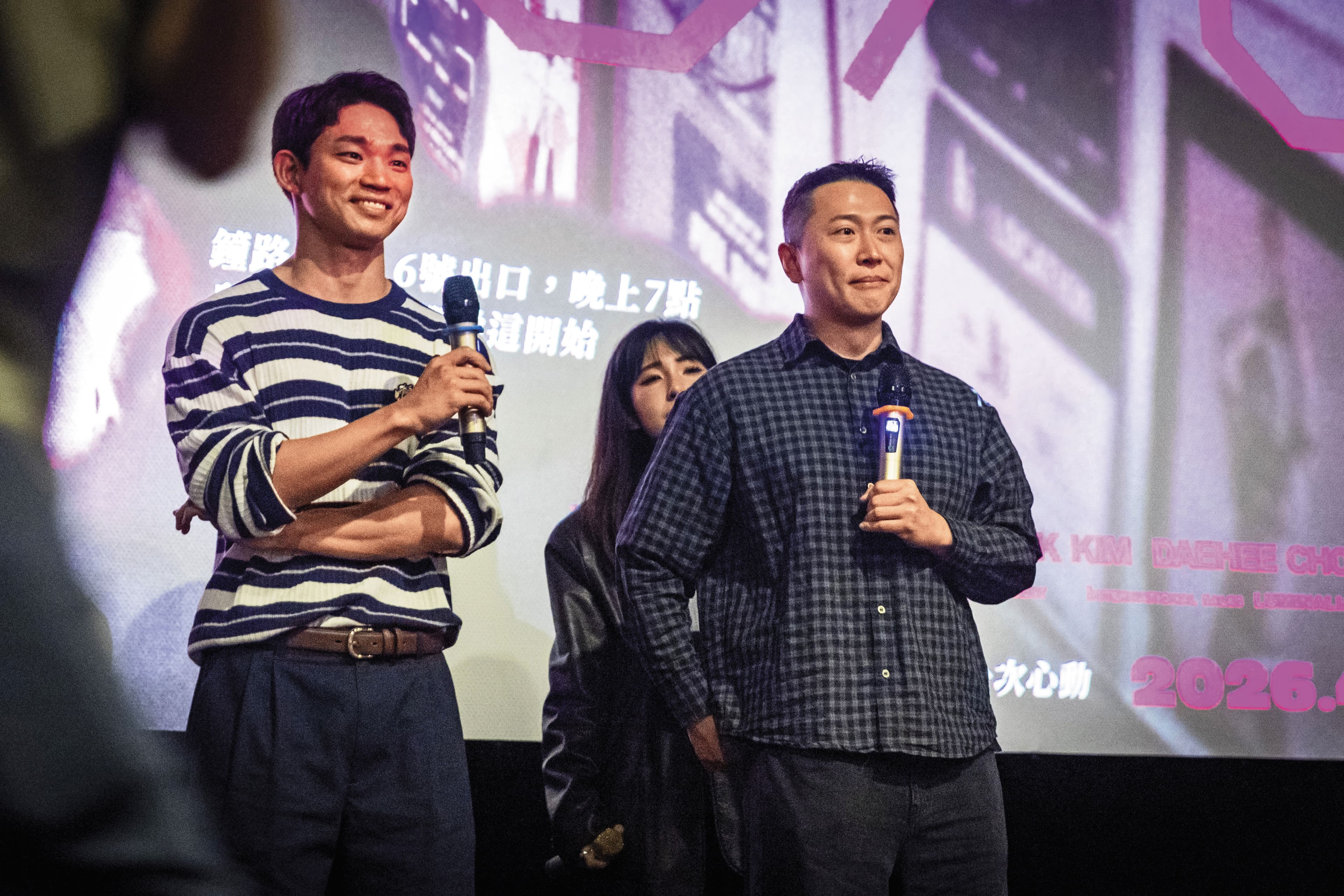 導演朴俊浩（右）和男主角曹有鉉（左）日前來台出席《3670》映後QA。