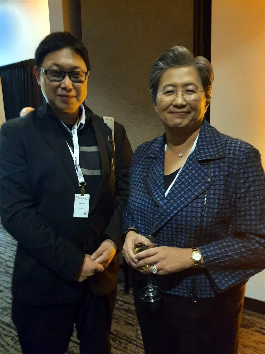 劉峻誠（左）和AMD董事長暨執行長蘇姿丰（右）都是在AI浪潮下具有關鍵角色的人物。（翻攝自劉峻誠臉書）