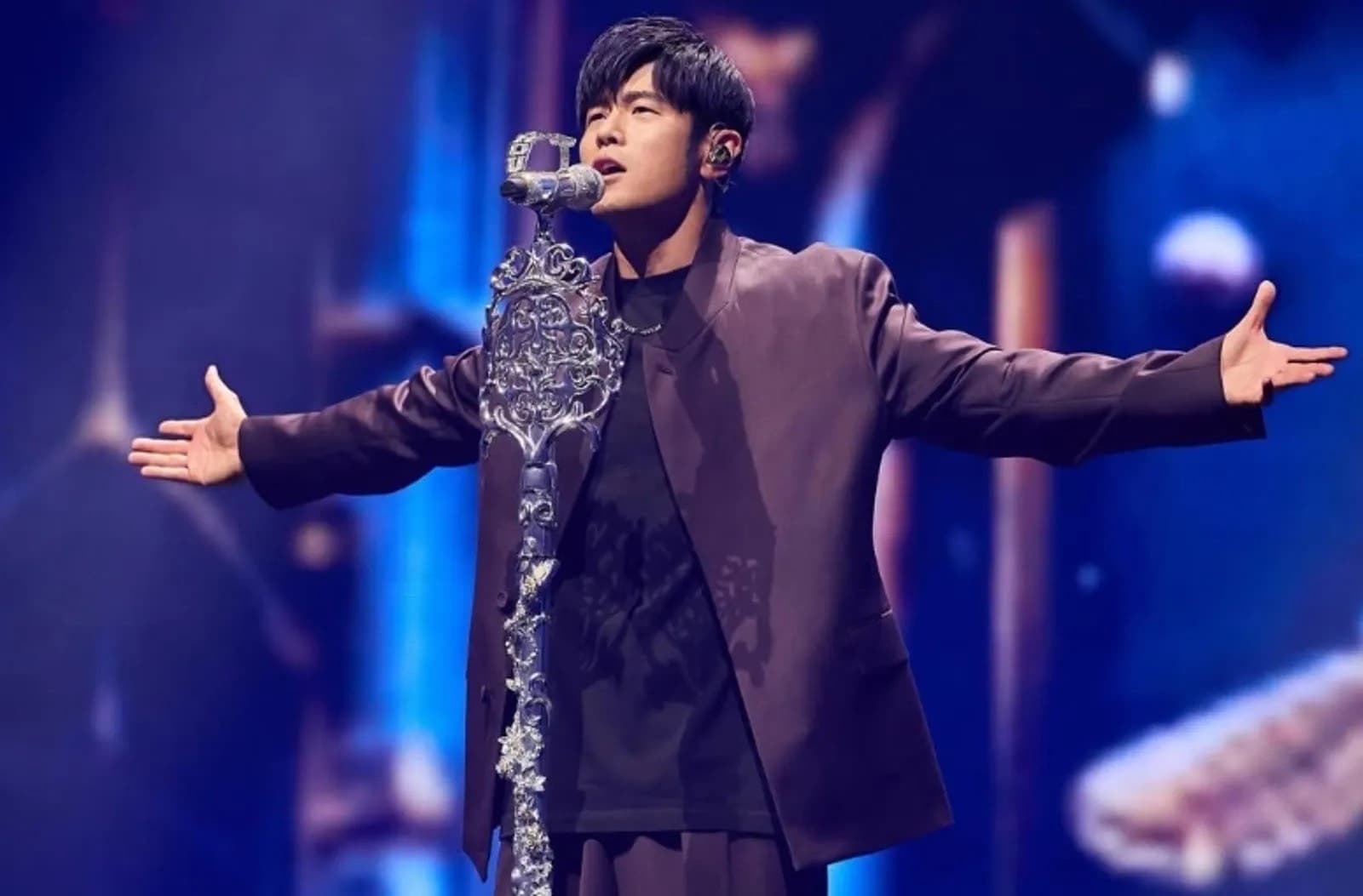 周杰倫「嘉年華」演唱會在台北大巨蛋的4場演出，票房達新台幣6.6億元。（翻攝自周杰倫IG)