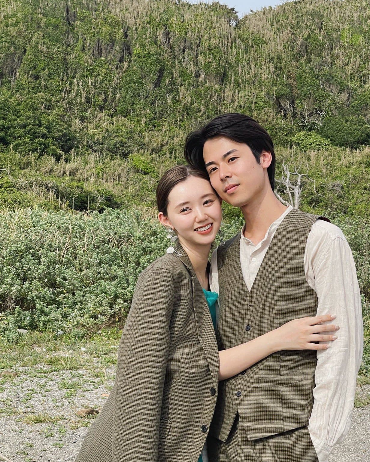 江野澤愛美與丈夫北條慶因戀愛實境節目相識，從螢幕搭檔發展成現實夫妻。（翻攝江野澤愛美X）