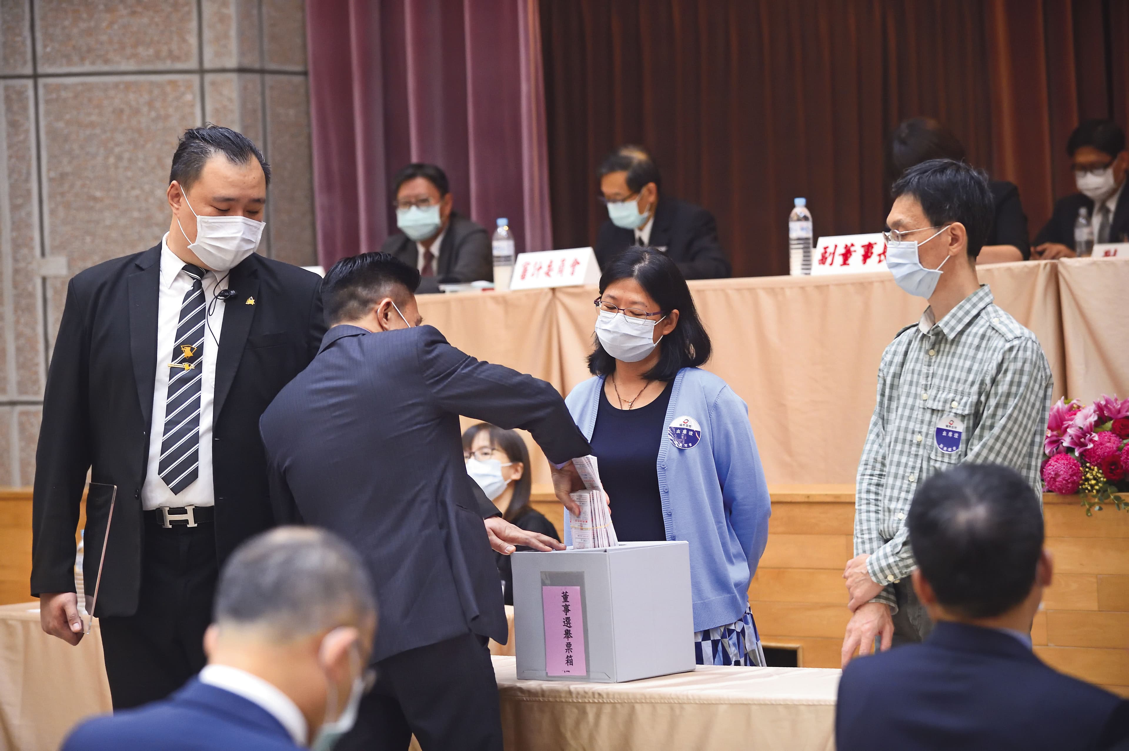 即將召開董事會席次分配課題，也讓國票金改選大戰呈現山雨欲來之勢。