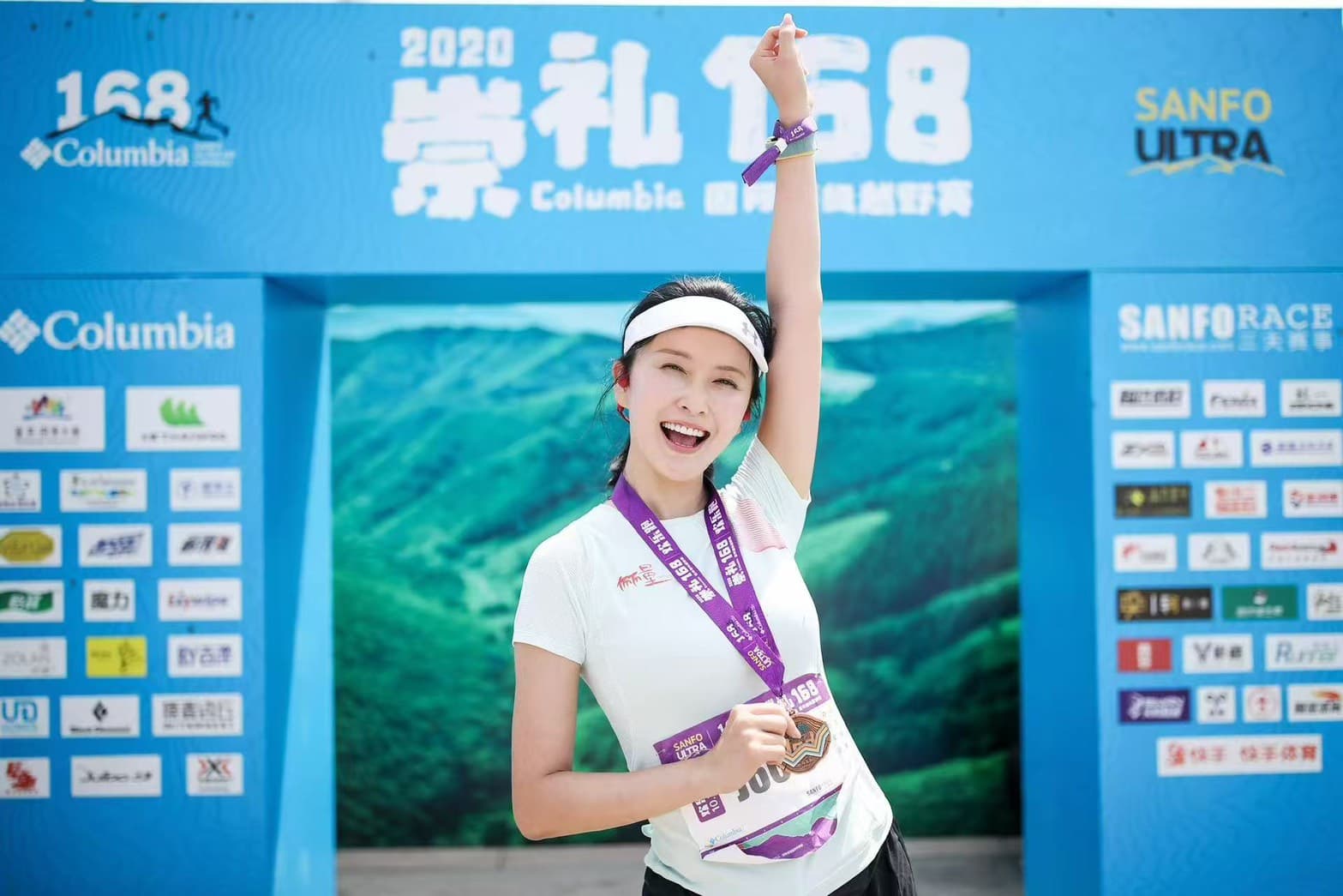 徐潔兒到中國大陸發展時組了女子跑團。（微博）