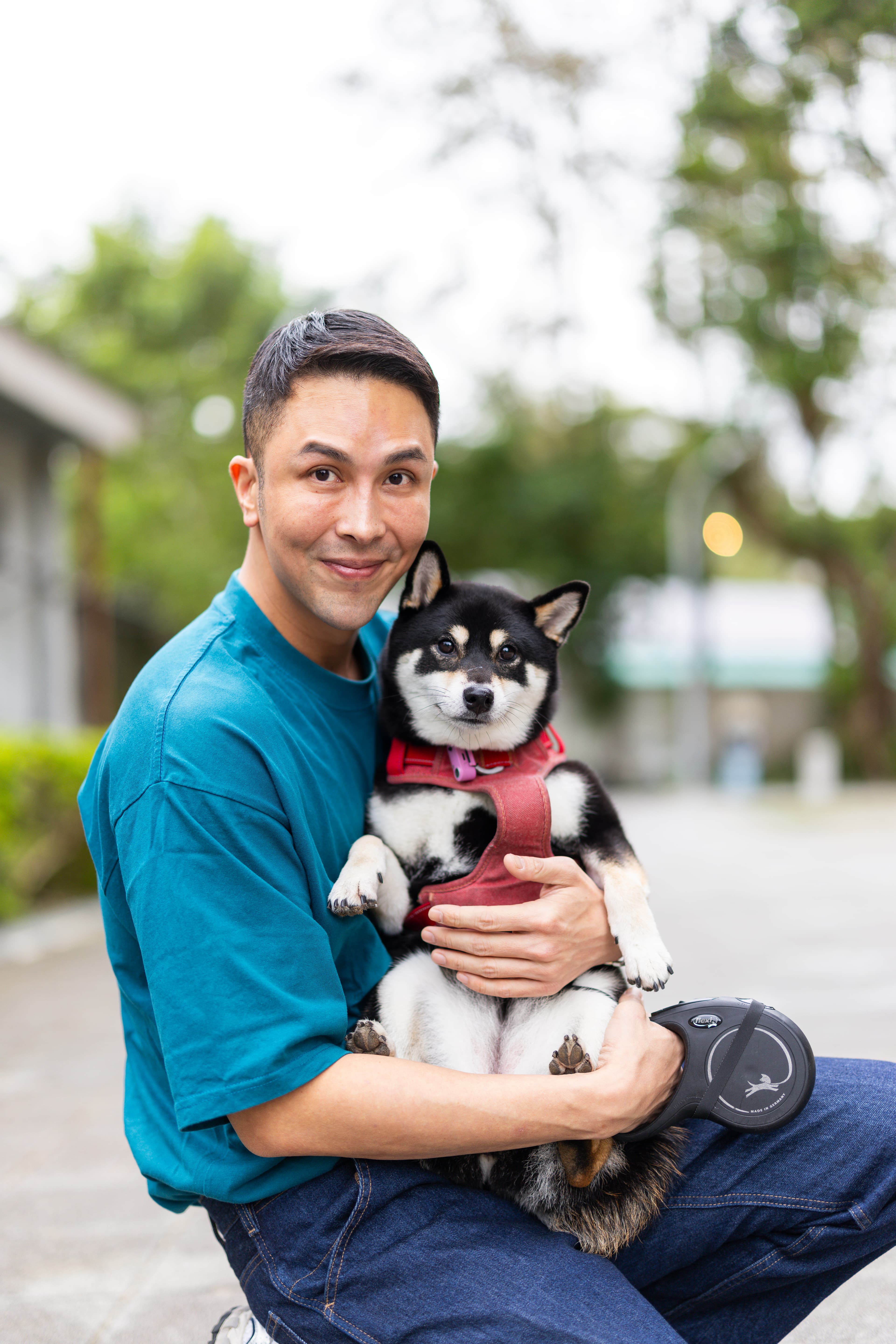 唐松瑞有一次不小心在寵物店看到柴犬彩券，第一眼看到牠，就覺得緣份來了。