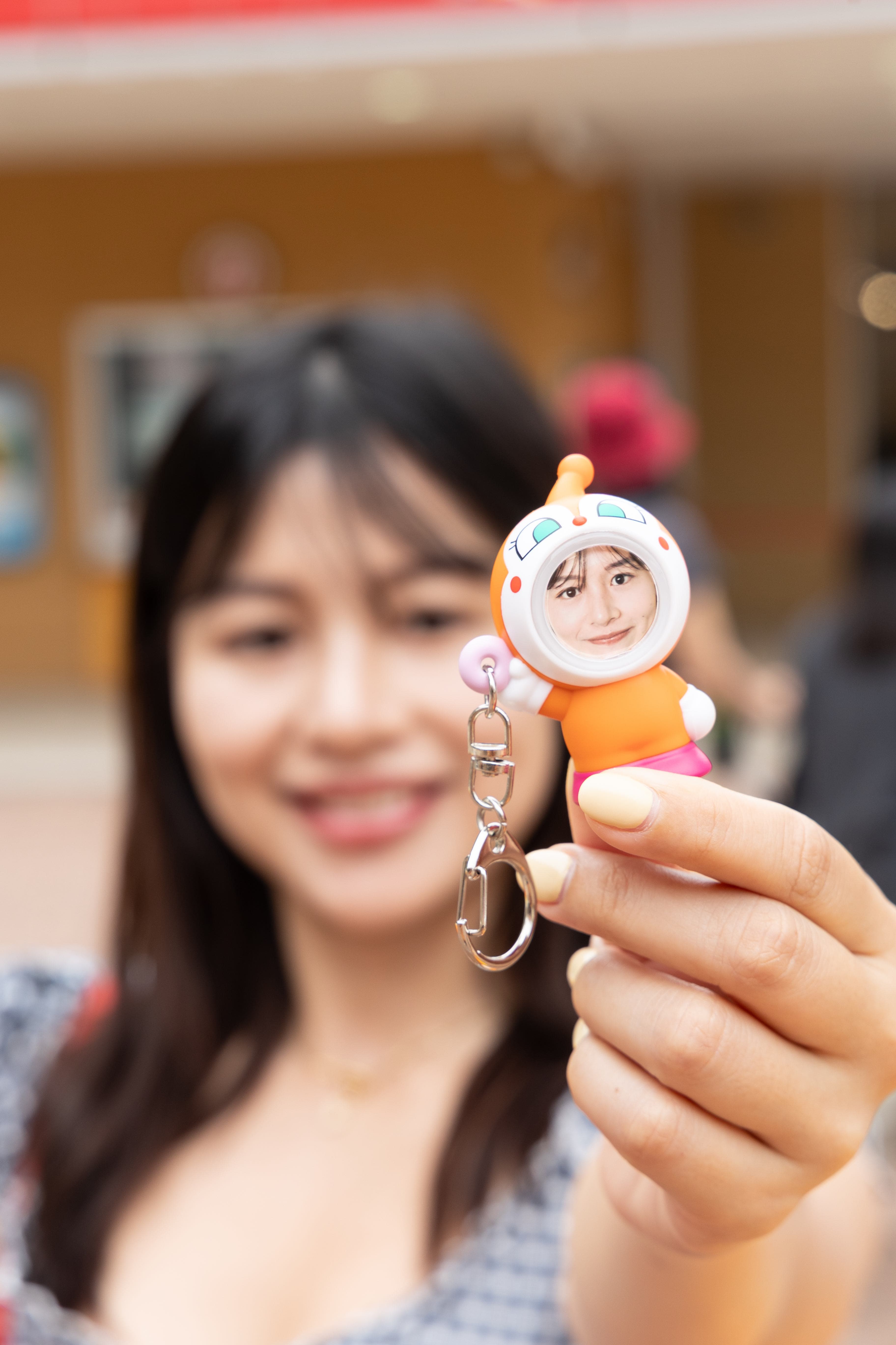 客製化鑰匙圈「にこにこフォトマスコット」是獨一無二的紀念品。（2,420日圓／個，約NT$471）