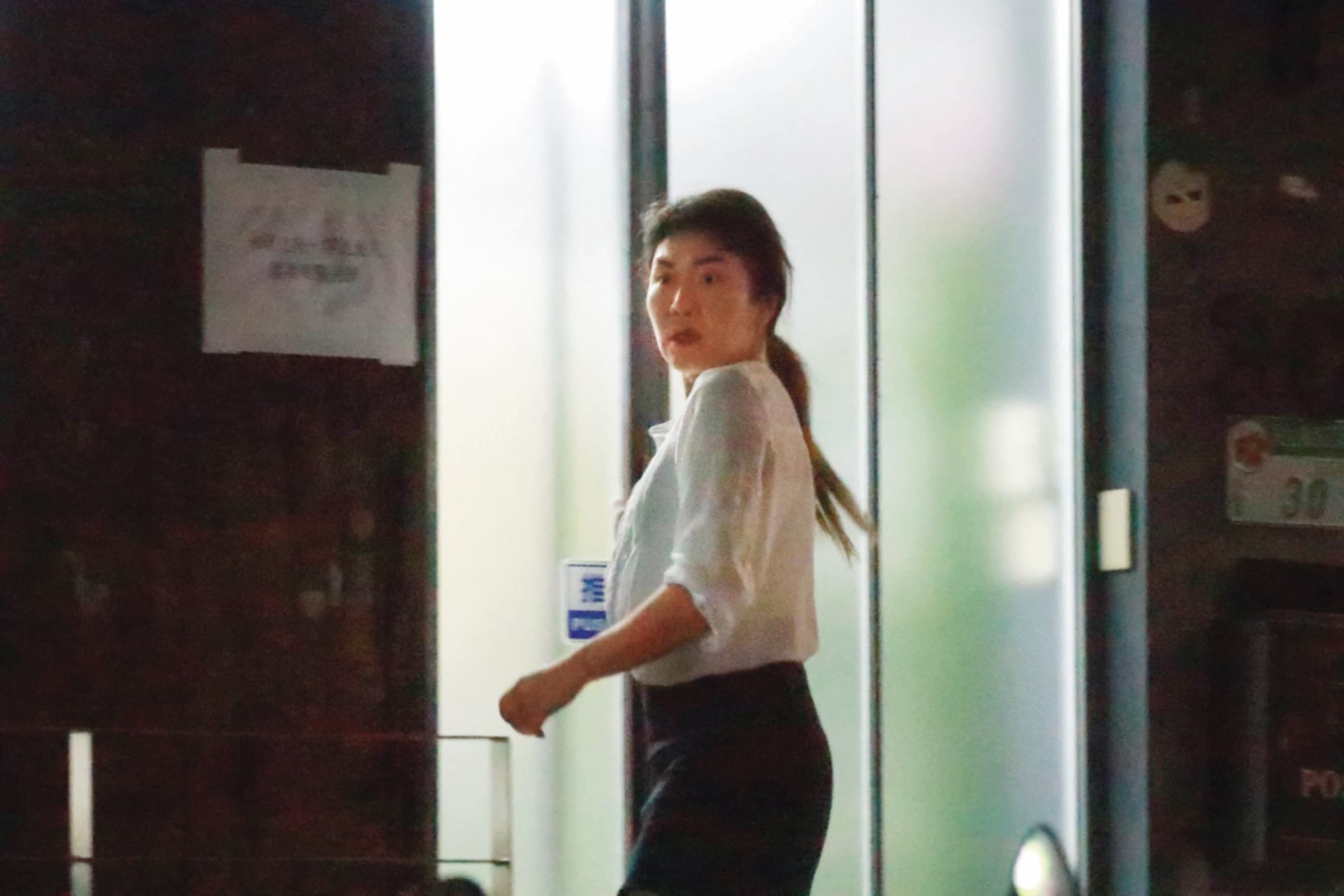 黃國昌的小姨子高翬（圖）曾開設耘力公司，與李麗娟任職的安親班在同一地址，目前已解散歇業。