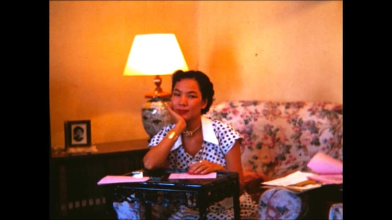 雪美蓮母親婚前是詩人，仰慕新月派作家。（來源：飛望影像有限公司《隱蹟之書》劇照）
