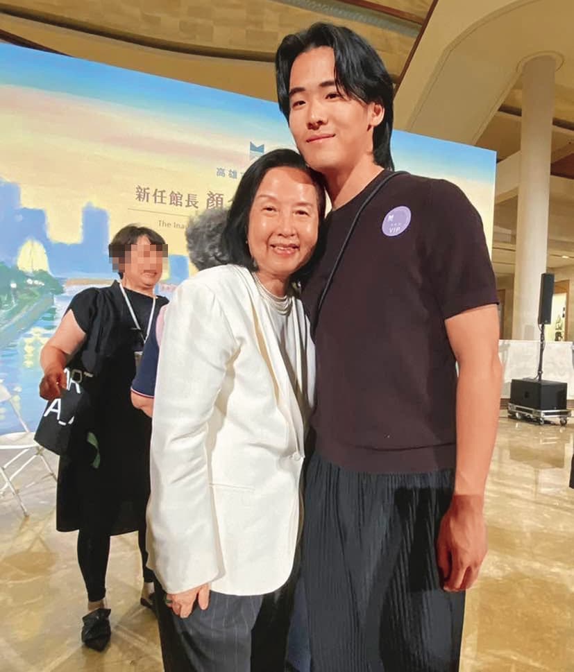 從徐莉玲（左）的社群分享中，可見她和林佳翰（右）的關係緊密。（翻攝自徐莉玲臉書）