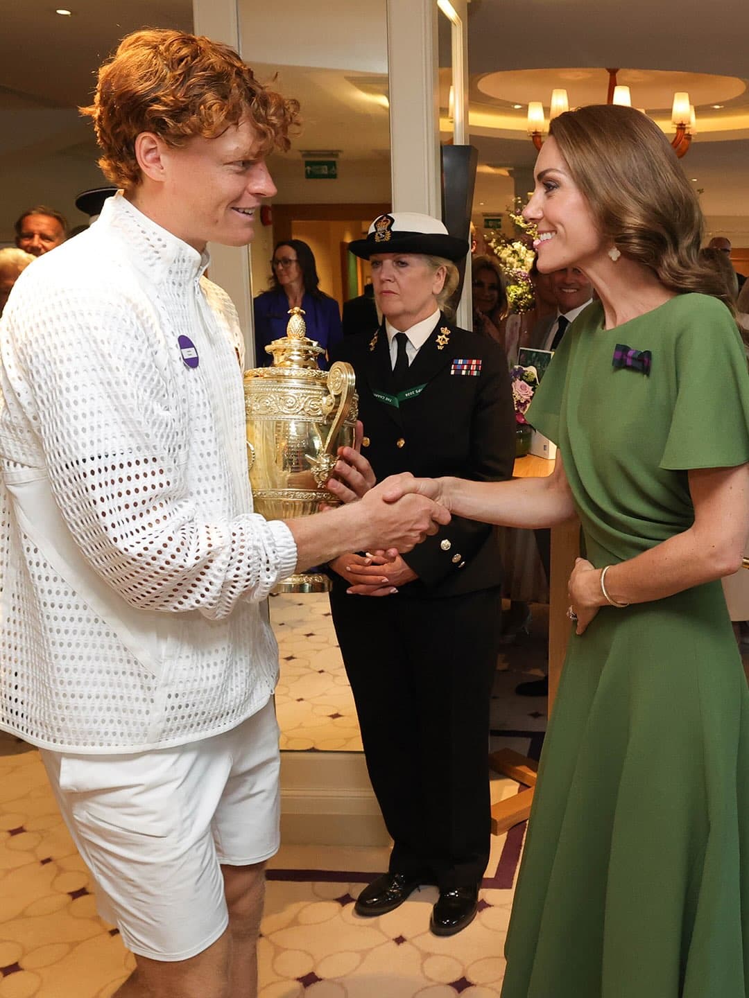 辛納奪冠後與凱特王妃交流。（翻攝princeandprincessofwales IG）