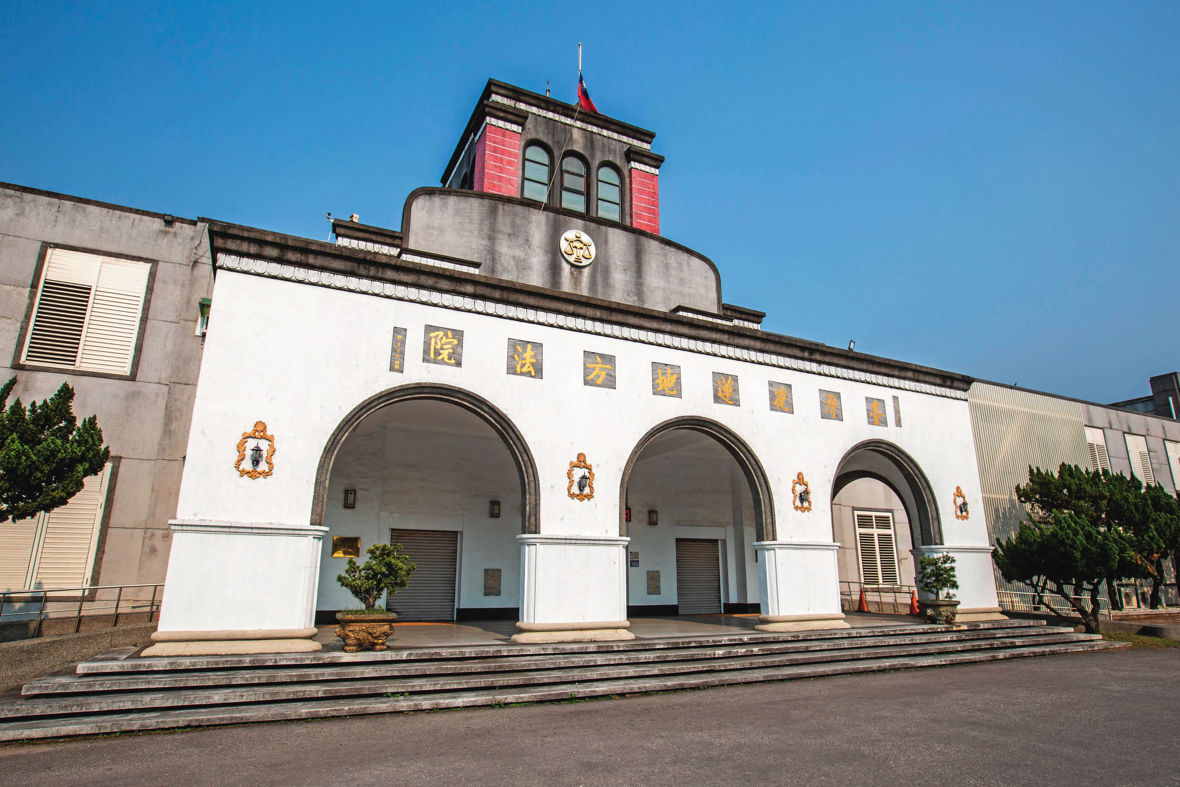 花蓮地方法院（圖）3月判Kolas不法侵害配偶權，且情節重大，判賠75萬元。