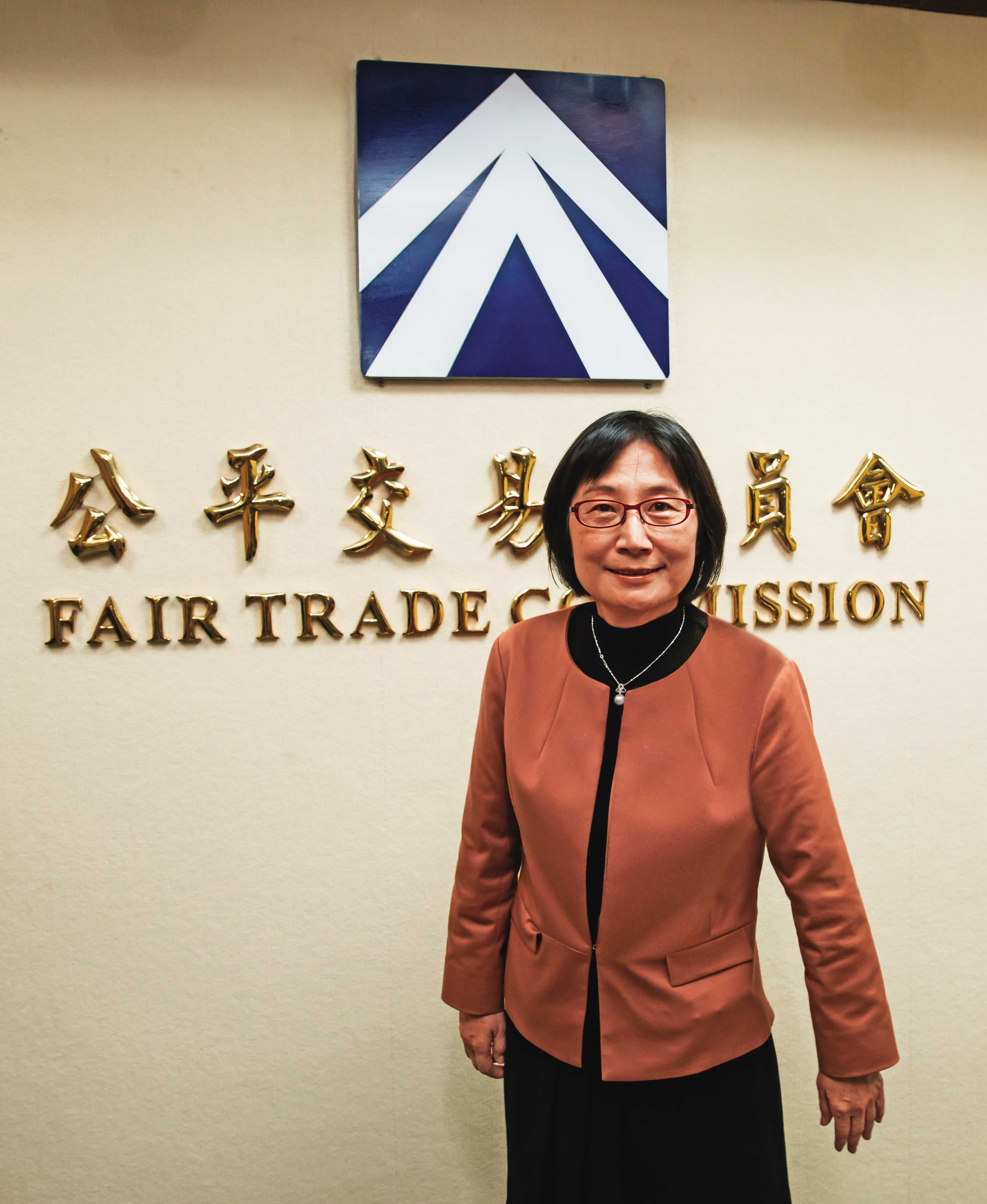 公平會主委李鎂定調外送平台合併案是「社會矚目」案件，會先開公聽會再審查。