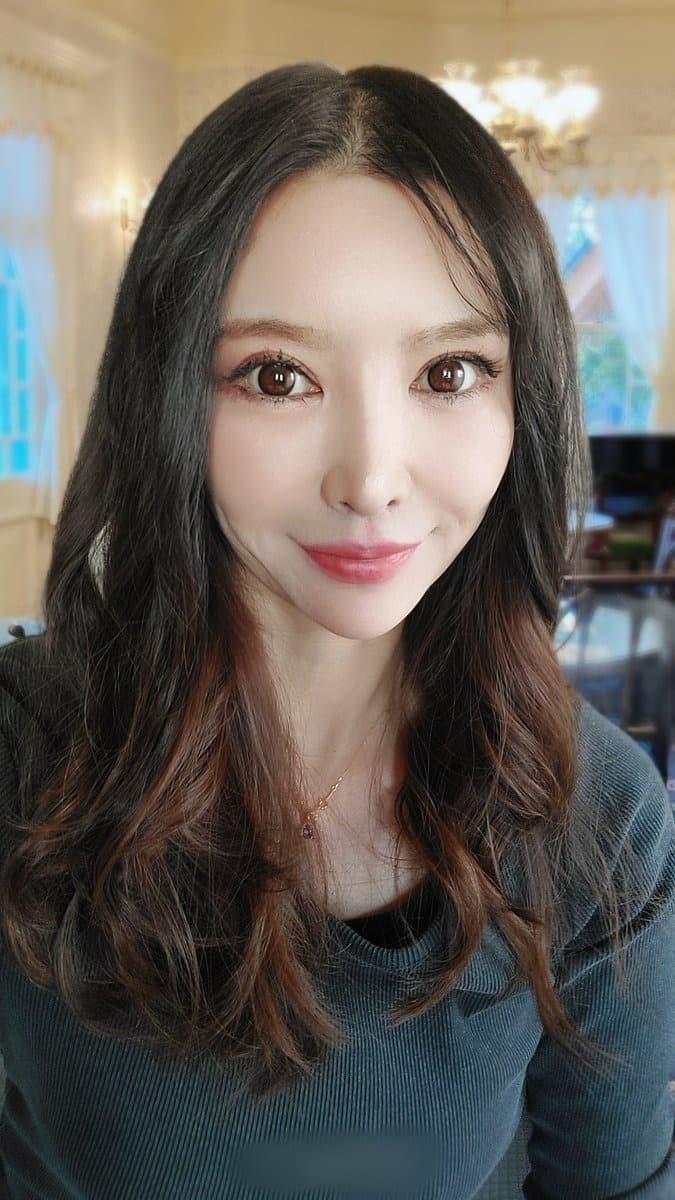 熟女女優愛田るか（愛田流花）時隔15年重返暗黑界。（翻攝自X）