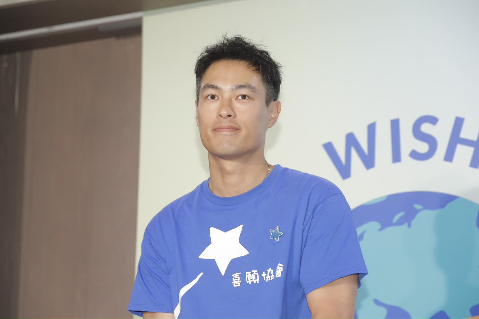 楊祐寧今未公益活動現身。