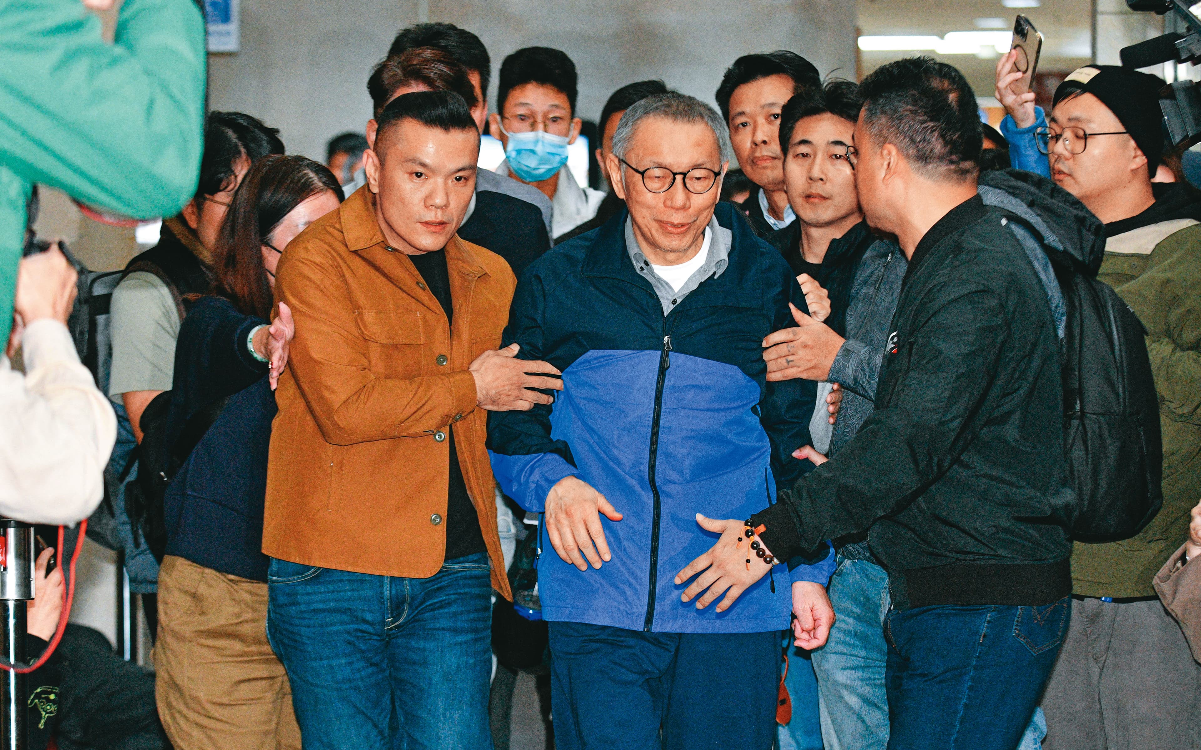 柯文哲對涉弊案情避重就輕，就連檢方從他家扣押硬碟中的工作簿，也否認是他製作。