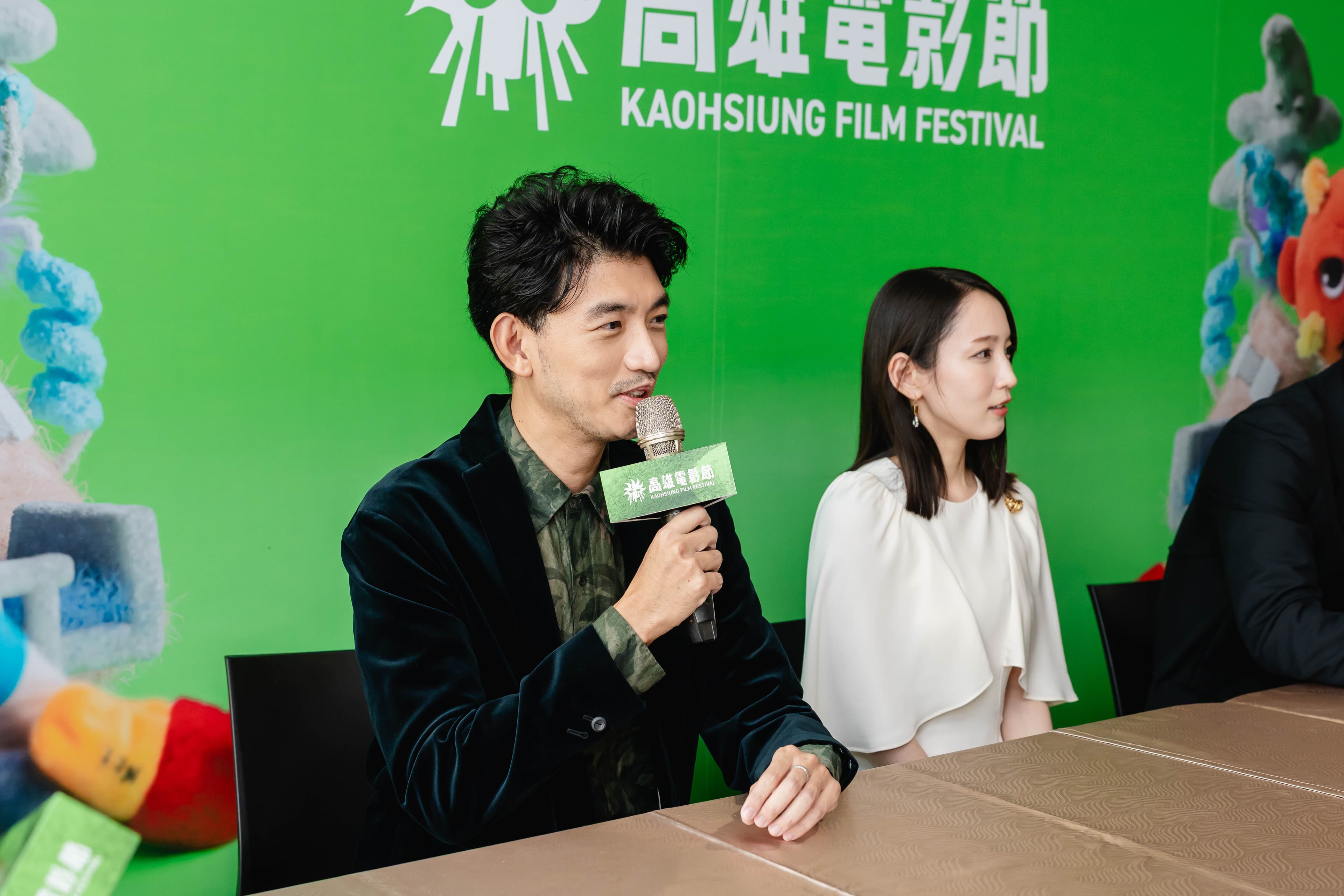 曾少宗出席《九龍大眾浪漫》媒體聯訪，笑談差點成「電梯受困者」。（高雄電影節提供）