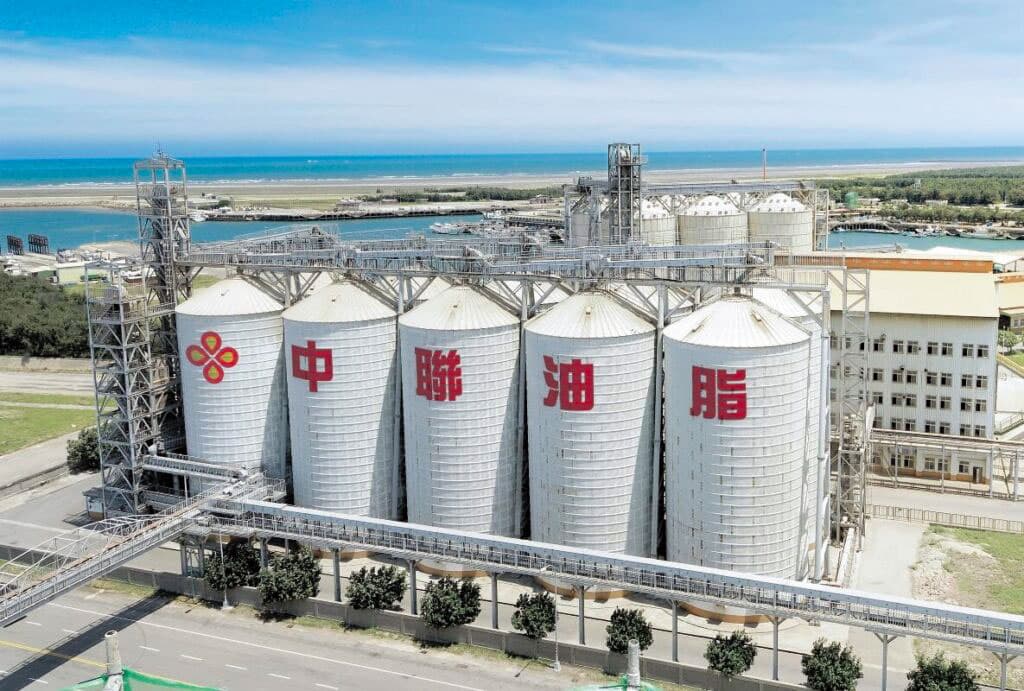 中聯油脂（圖）董座遭重金交保、總經理與廠長被羈押禁見，向台中市府申請復工又被駁回，正面臨資金窘境。（翻攝泰山公司官網）