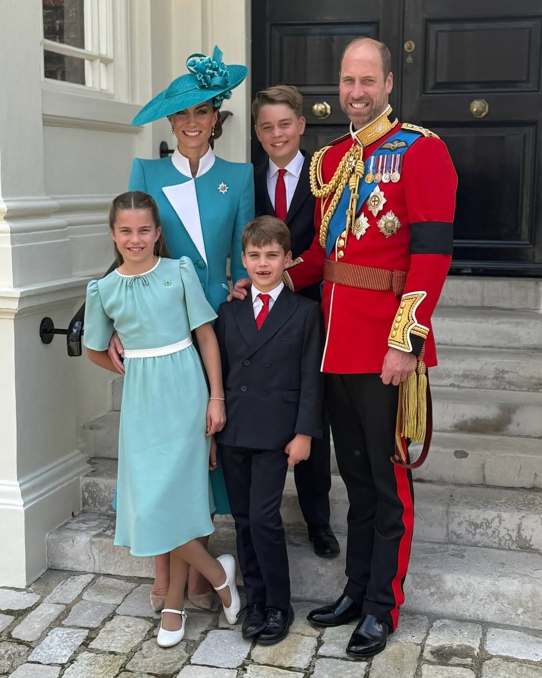 威廉王子一家五口感謝大家參與閱兵典禮。（翻攝princeandprincessofwales IG）