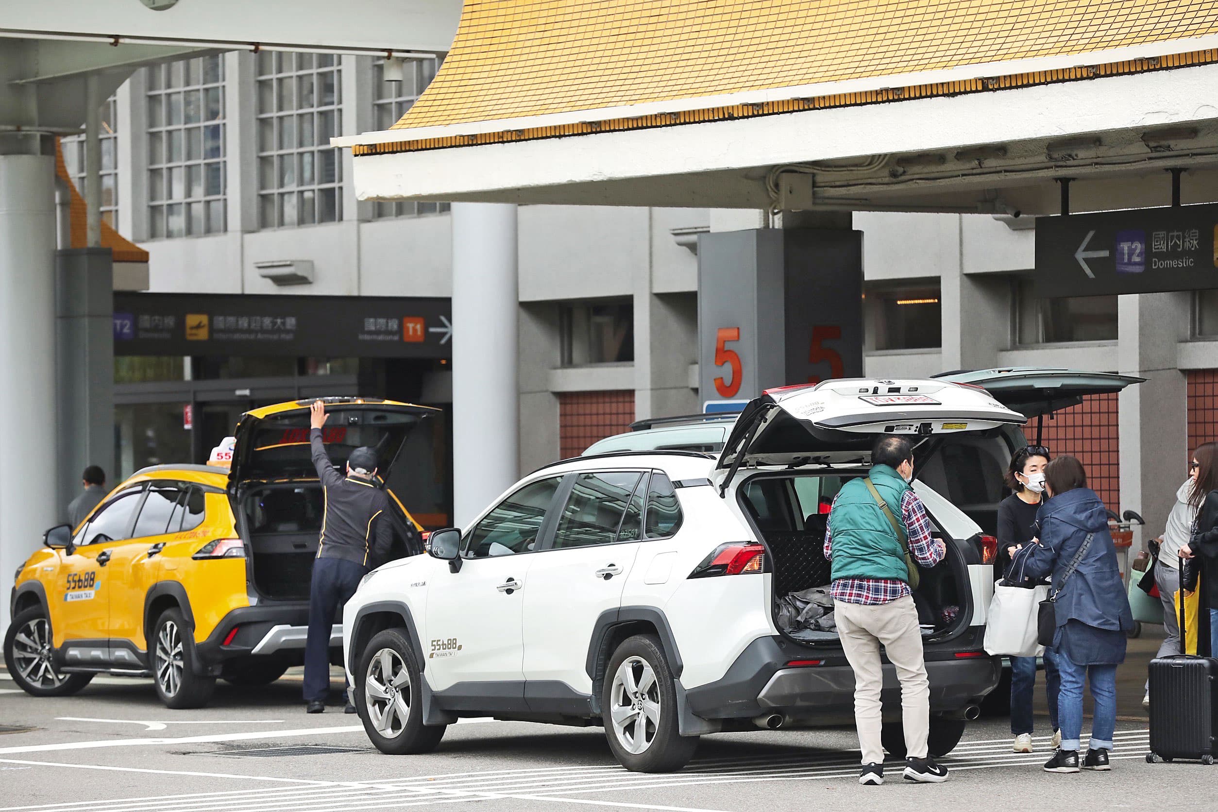 展望今年，大車隊看好機場接送與酒後代駕市場仍有偌大成長空間。