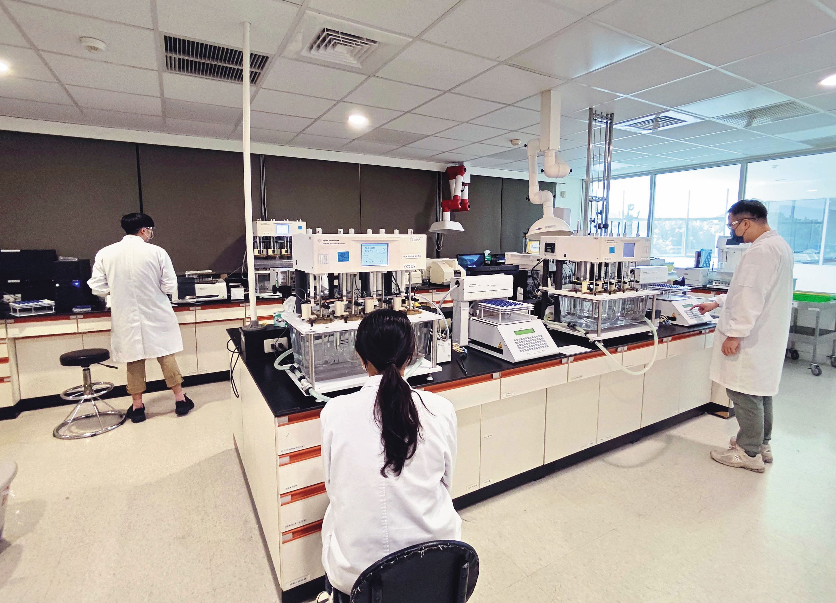 P4學名藥需要先進的產製技術，但研發成本較新成分新藥低且市場需求明確，屬於高附加價值的藥品。（友霖提供）