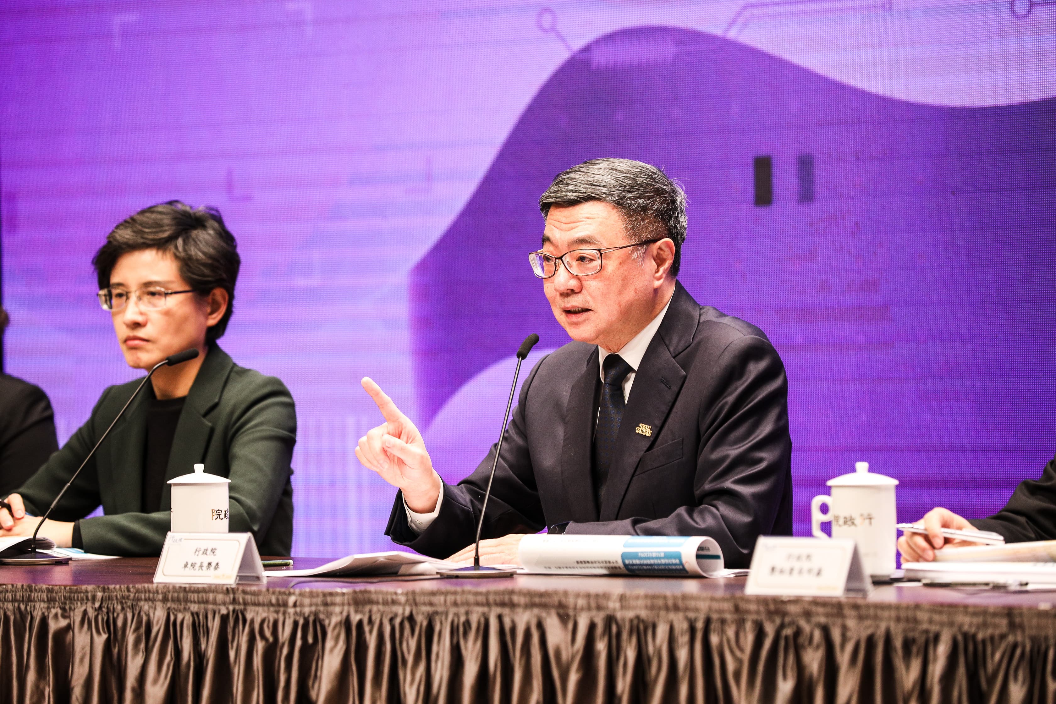 行政院長卓榮泰的施政滿意度來到47.4%，創上任以來新高。