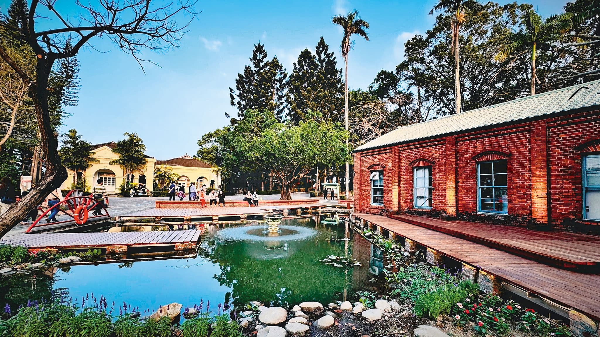 日治時代興建的橋頭糖廠有超過百年歷史，已被政府列為市定古蹟。（翻攝台糖公司高雄區處—橋頭糖廠吃喝玩樂趣臉書）