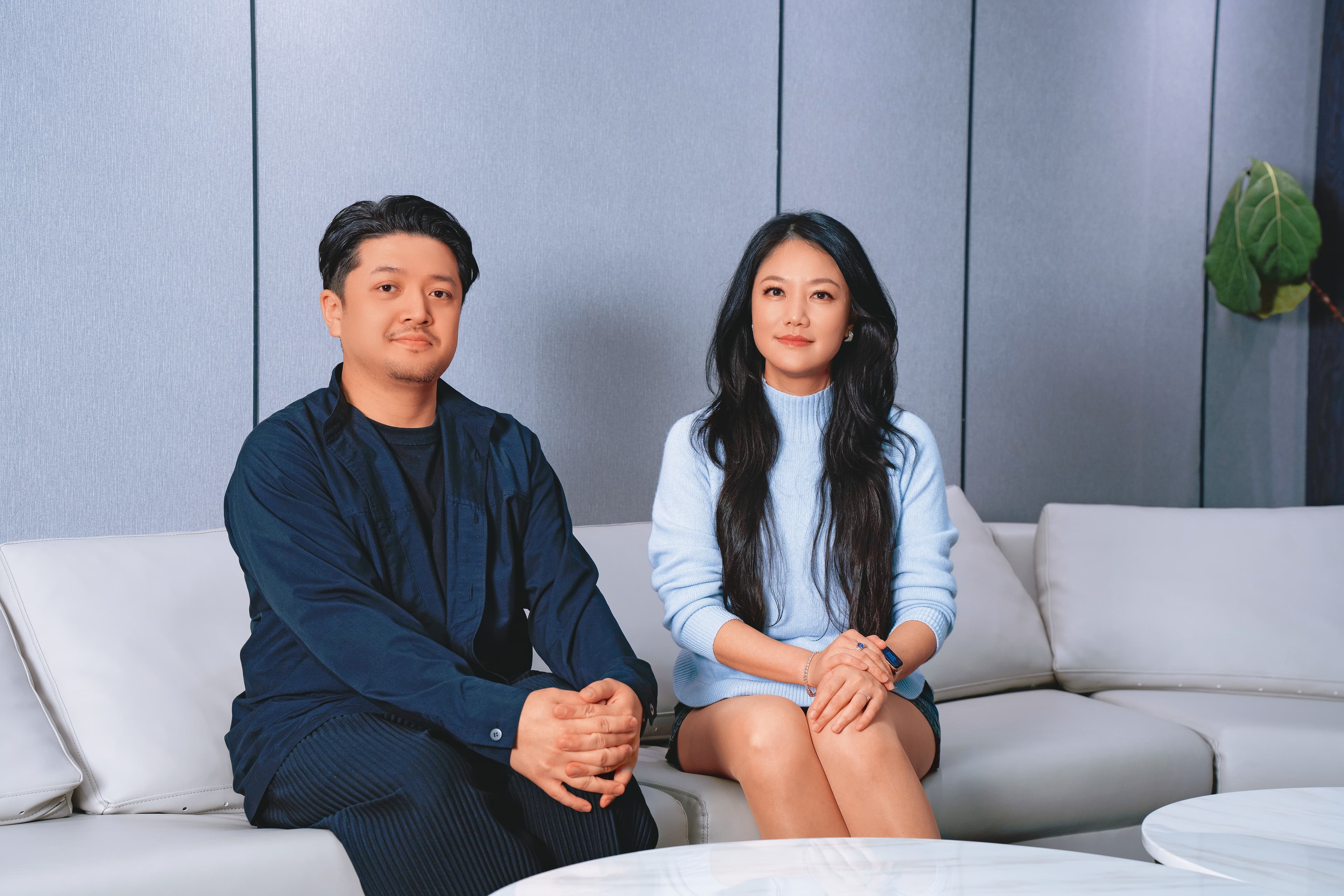 山峸製作設計執行總監袁浩程（左）和普普樂藝術事務所創辦人連珮如（右）認為，加速器提供跨域合作的契機。