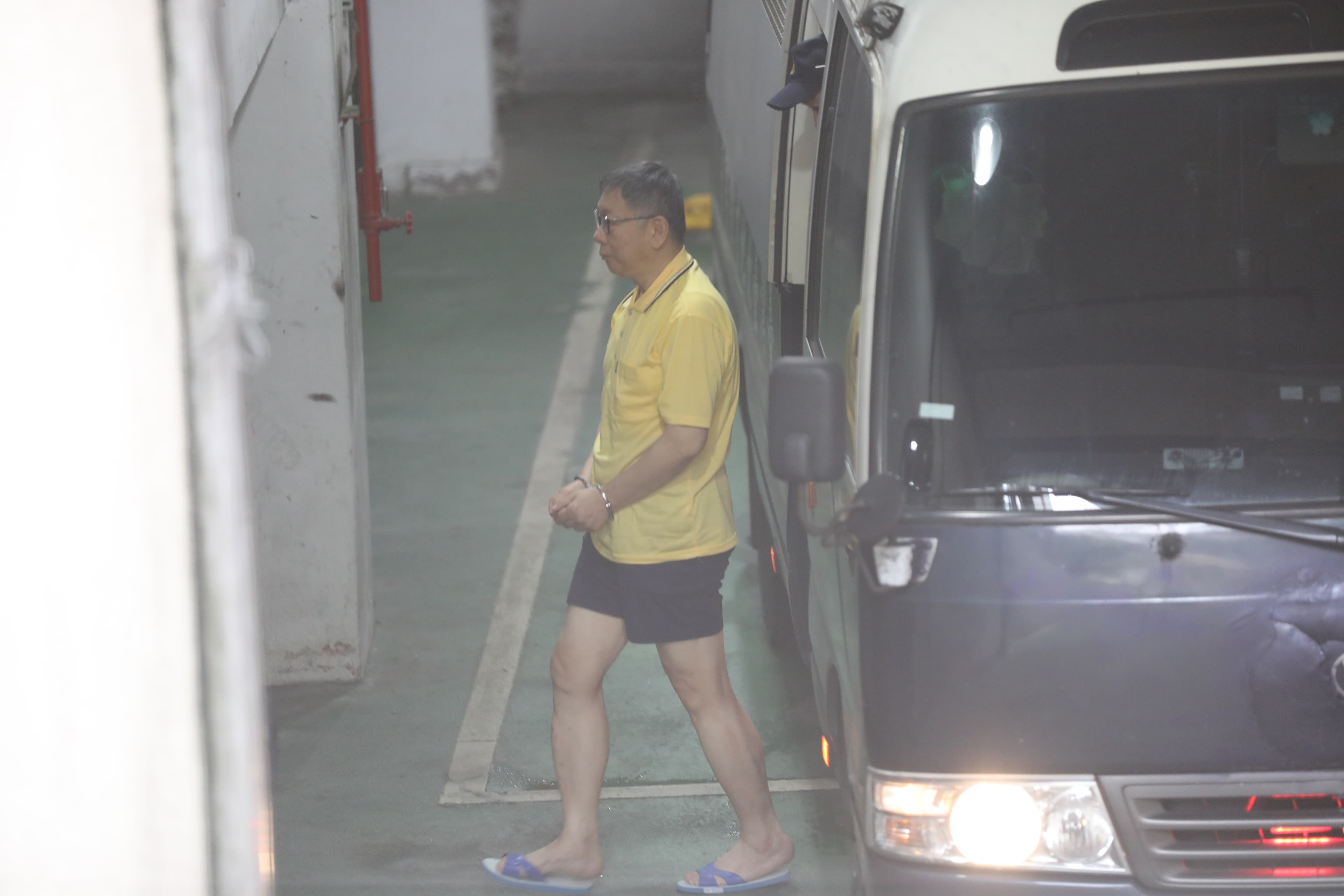民眾黨主席柯文哲捲京華城案，昨日第四度被提訊。