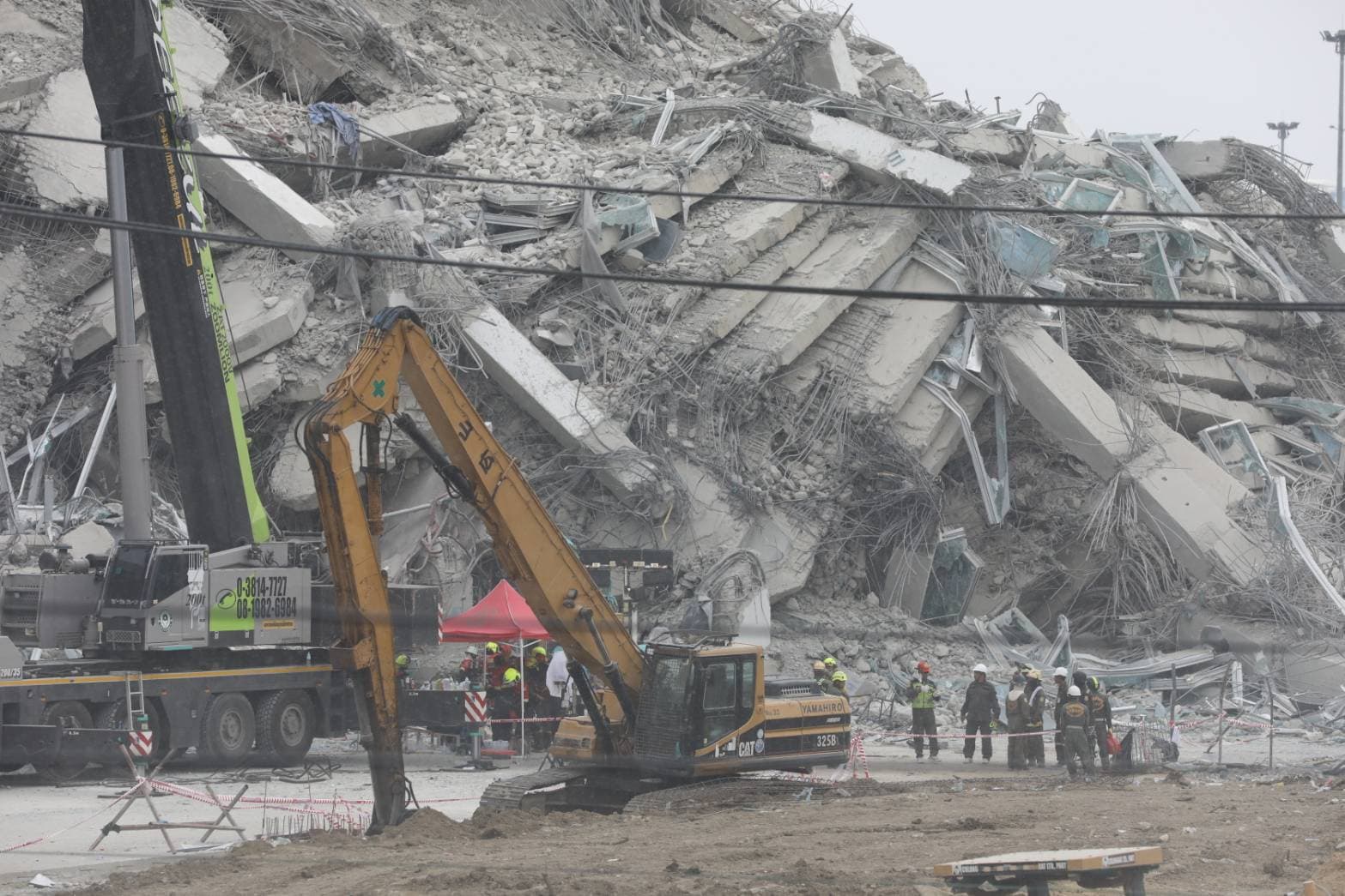 緬甸強震導致曼谷審計署辦公大樓坍塌，至少13人死亡、74人失蹤。