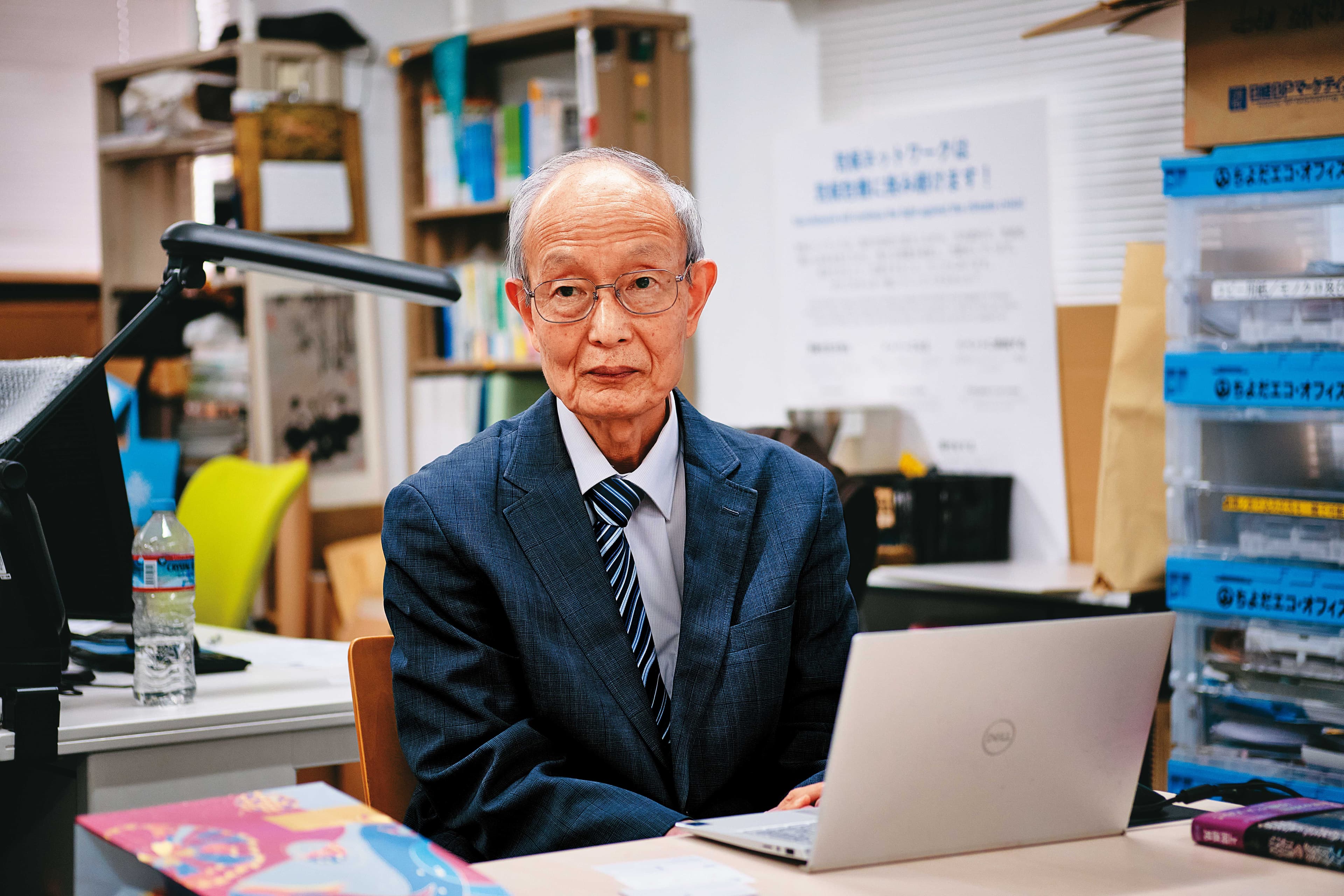 日本環境經濟研究所長上岡直見分析， 當地震及核災發生，路況不佳，政府即使訂出避難的計畫，民眾也難以實行。