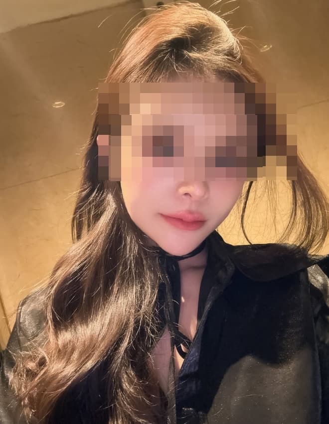 在社群媒體IG上擁有2萬多人追蹤的36歲林姓育兒網紅，她22日晚間涉嫌毒駕撞上桃園一間安全帽店。（翻攝自林女IG）