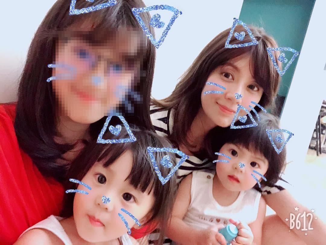賈靜雯教養三個女兒方式不同,但都最重視品格教育。(翻攝自賈靜雯臉書)