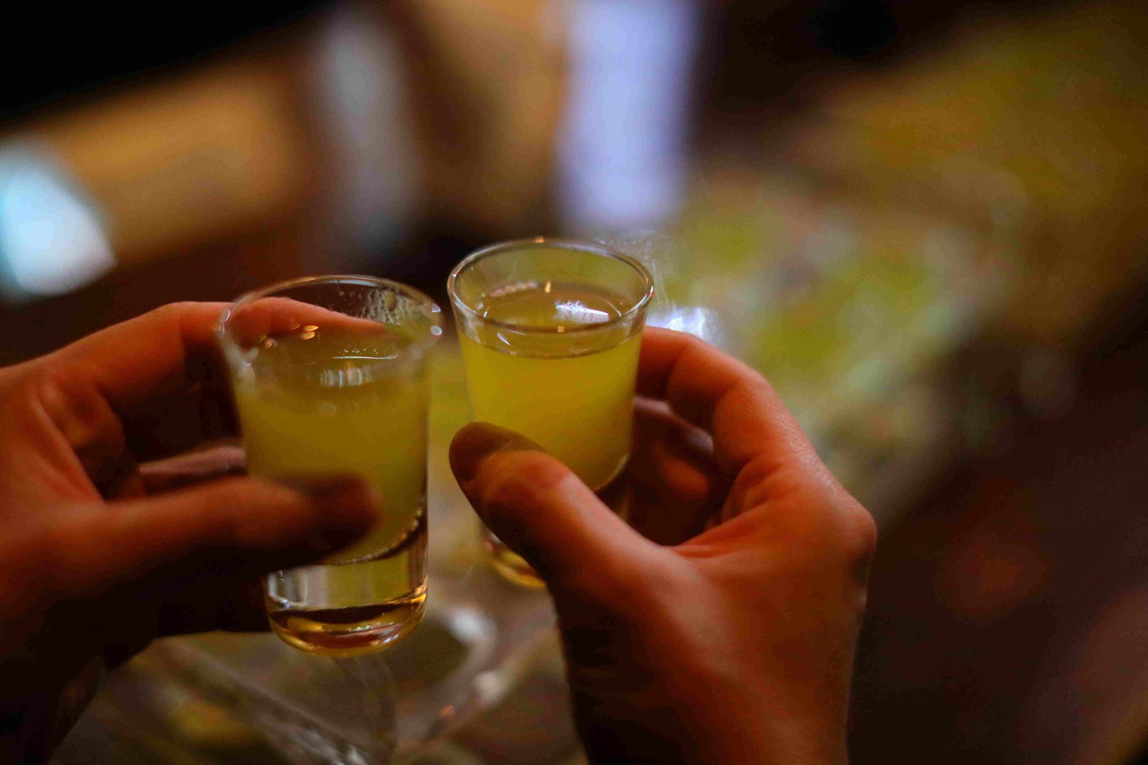行程包含3杯小口烈酒及夜店VIP免費入場。